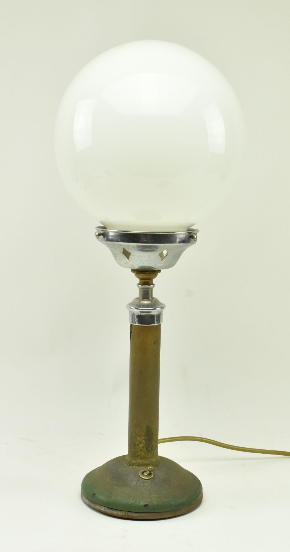 20TH CENTURY ART DECO INDUSTRIAL DESK / TABLE LAMP - Image 2 of 6