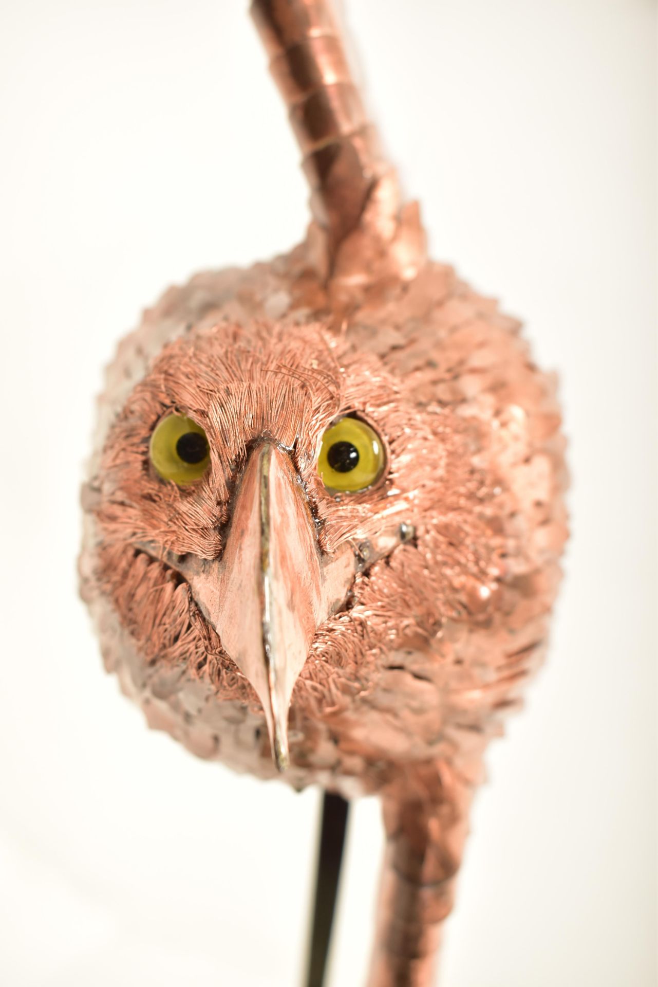 BOB ROWLEY - CONTEMPORARY COPPER WORKED RED KITE SCULPTURE - Image 6 of 6