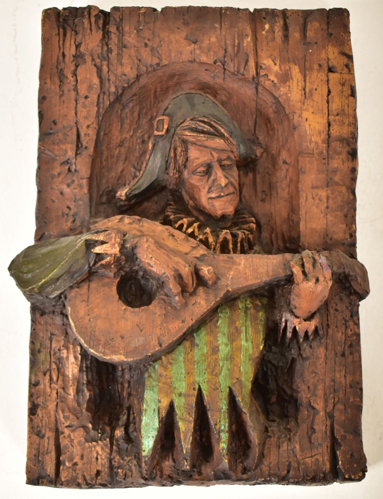 VANGUARD STUDIOS - SET OF FOUR COMPOSITION CARVINGS - Image 5 of 6