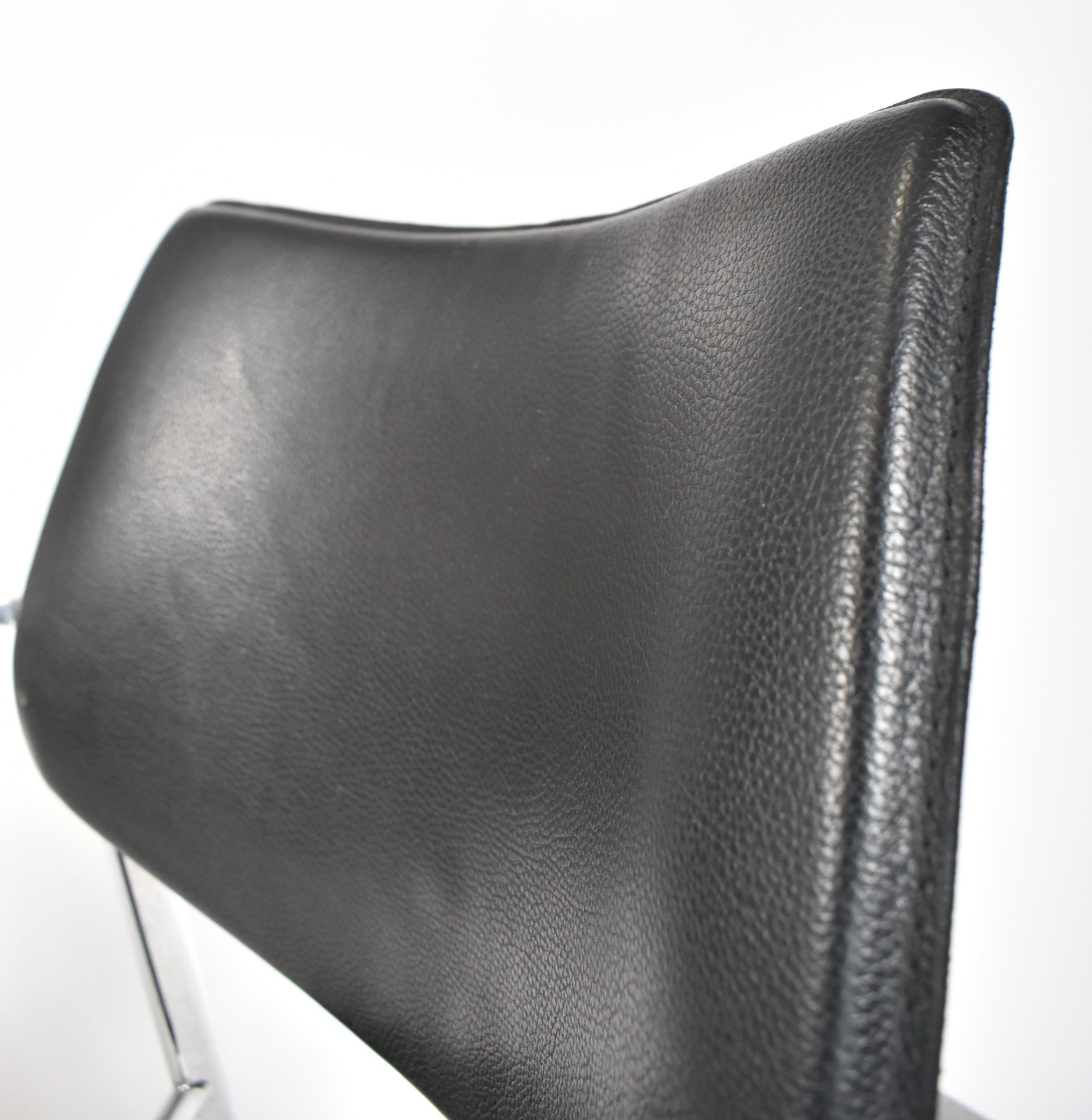 JORGE PENSI FOR AKABA - PAIR OF RETRO BRANKA CHAIRS - Image 3 of 6