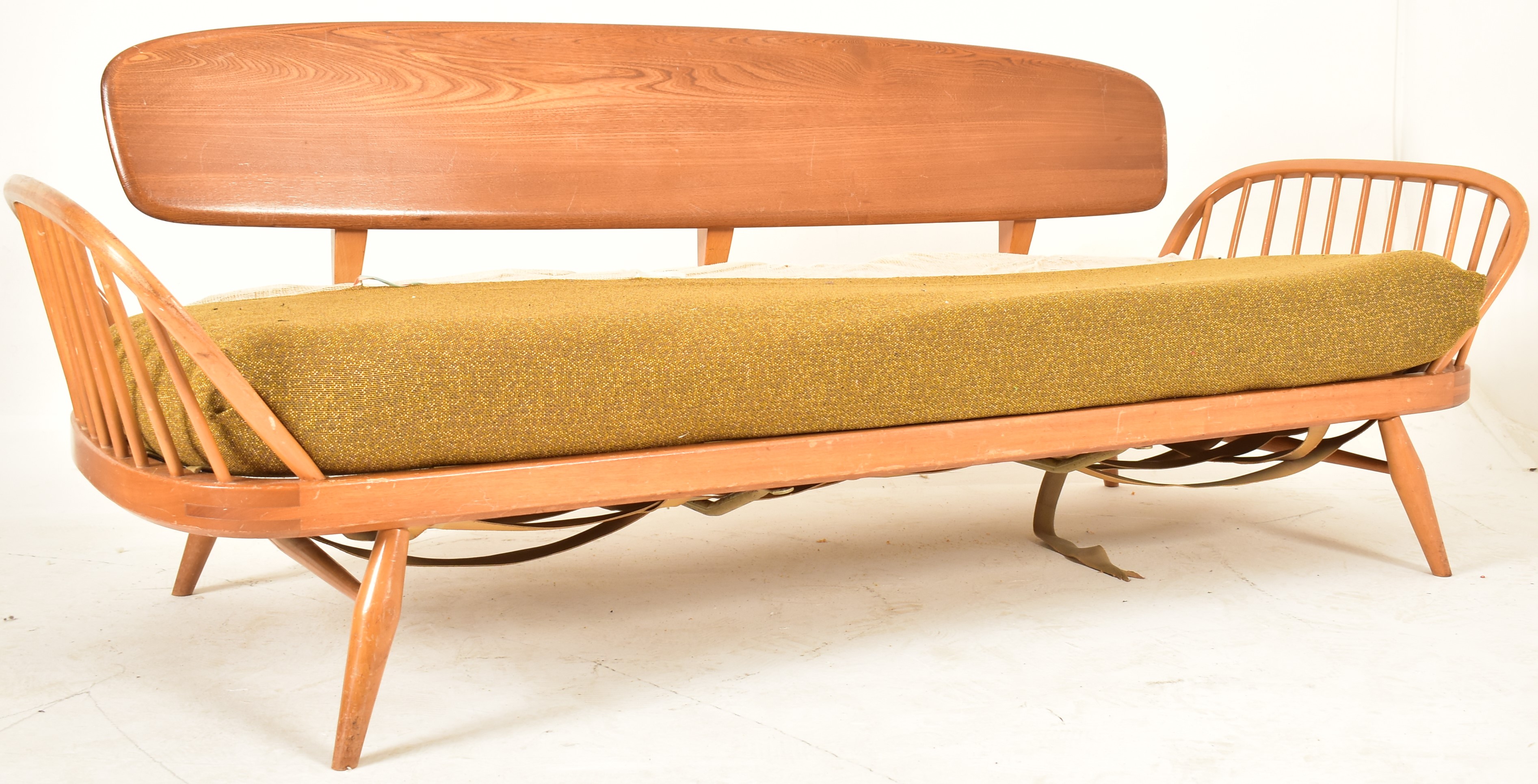 ERCOL - MODEL 355 - MID CENTURY STUDIO SOFA / DAYBED - Image 2 of 11