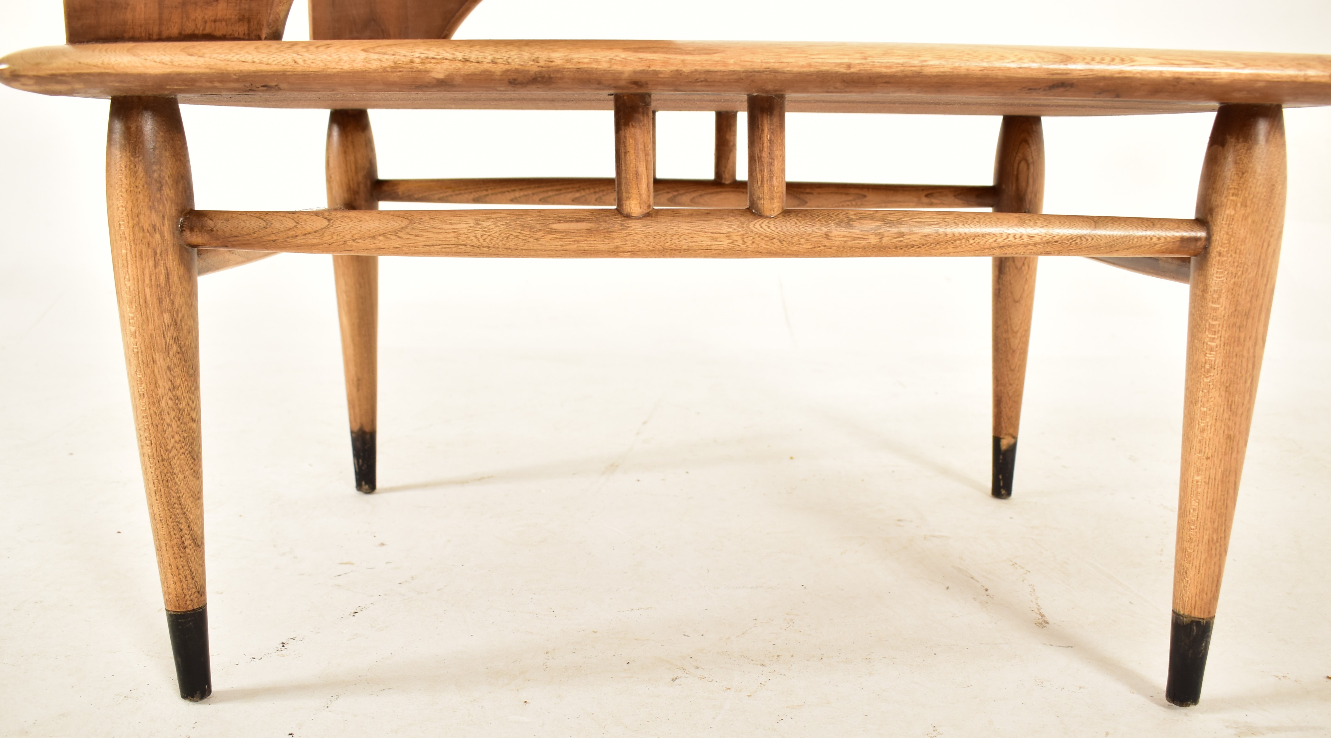 LANE ALTAVISTA - AMERICAN DESIGNER TEAK AND WALNUT TABLE - Image 4 of 6