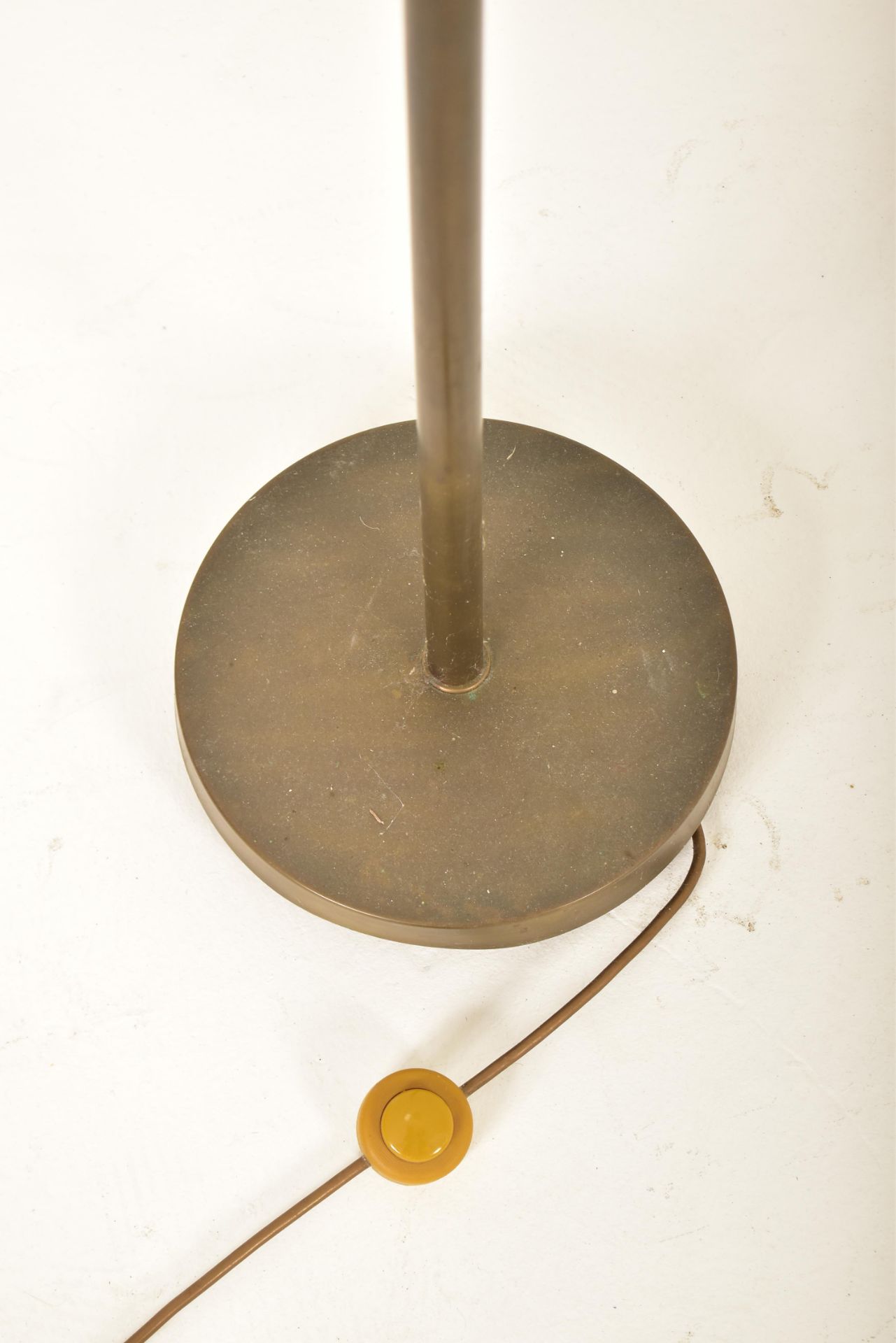 20TH CENTURY 1960S INSPIRED METAL FLOOR STANDARD LAMP - Image 3 of 4