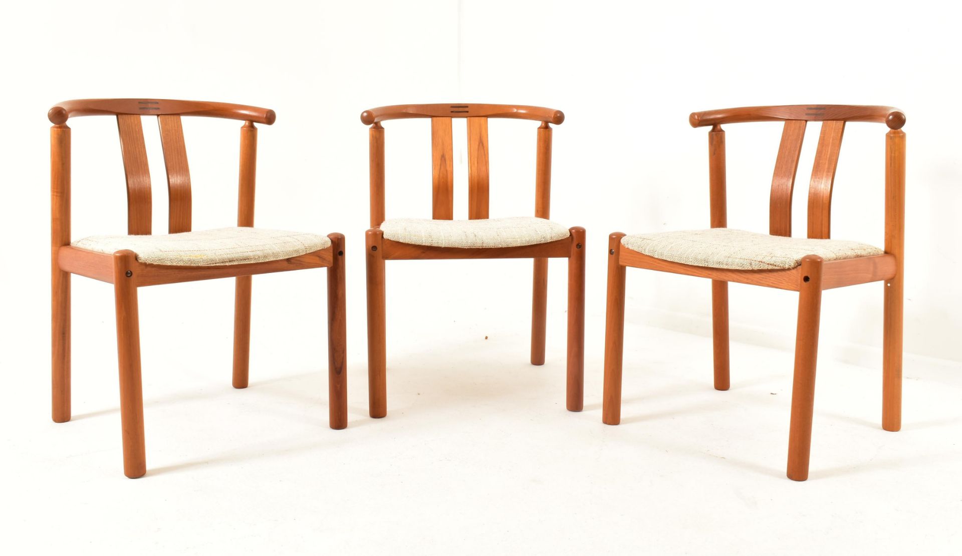 HANS J FRYDENDAL FOR BOLTINGE STOLEFABRIK - TABLE AND CHAIRS - Bild 11 aus 13