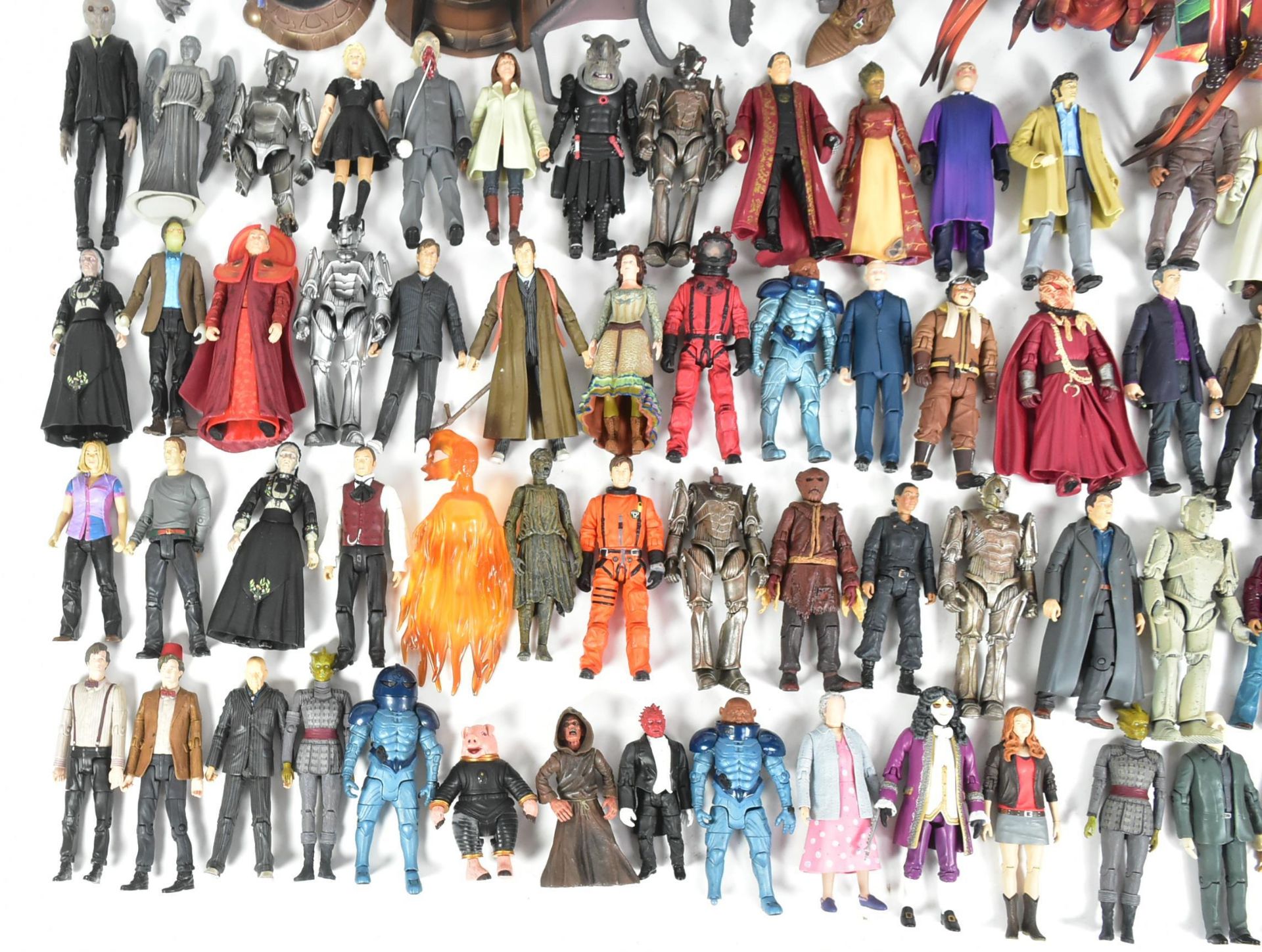 DOCTOR WHO - CHARACTER OPTIONS - ACTION FIGURES - Image 3 of 10