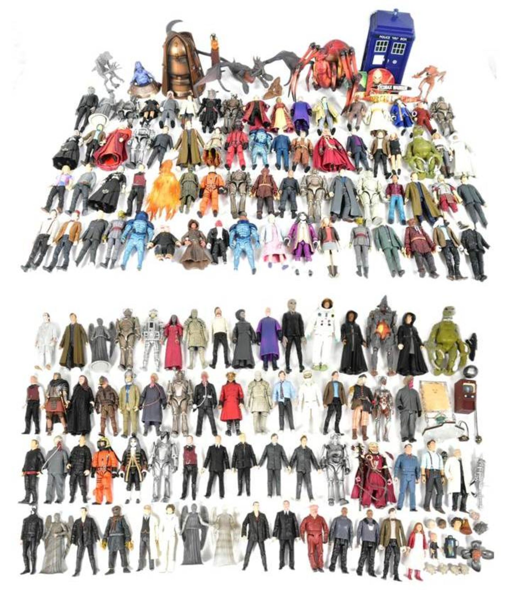 DOCTOR WHO - CHARACTER OPTIONS - ACTION FIGURES