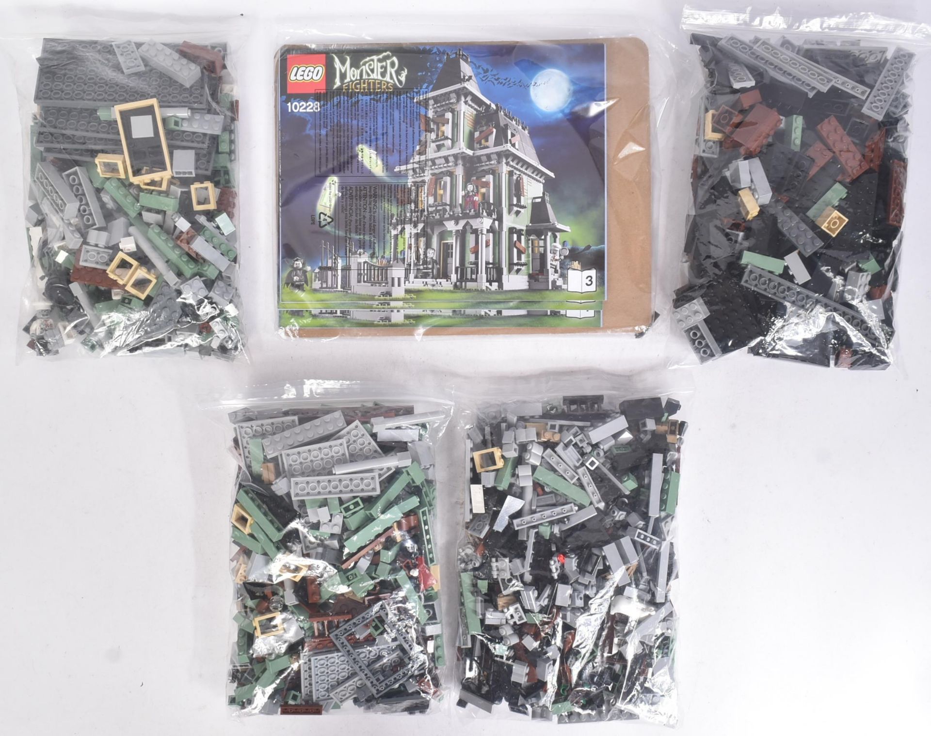 LEGO - MONSTER FIGHTERS - 10228 - THE HAUNTED HOUSE - Bild 3 aus 6