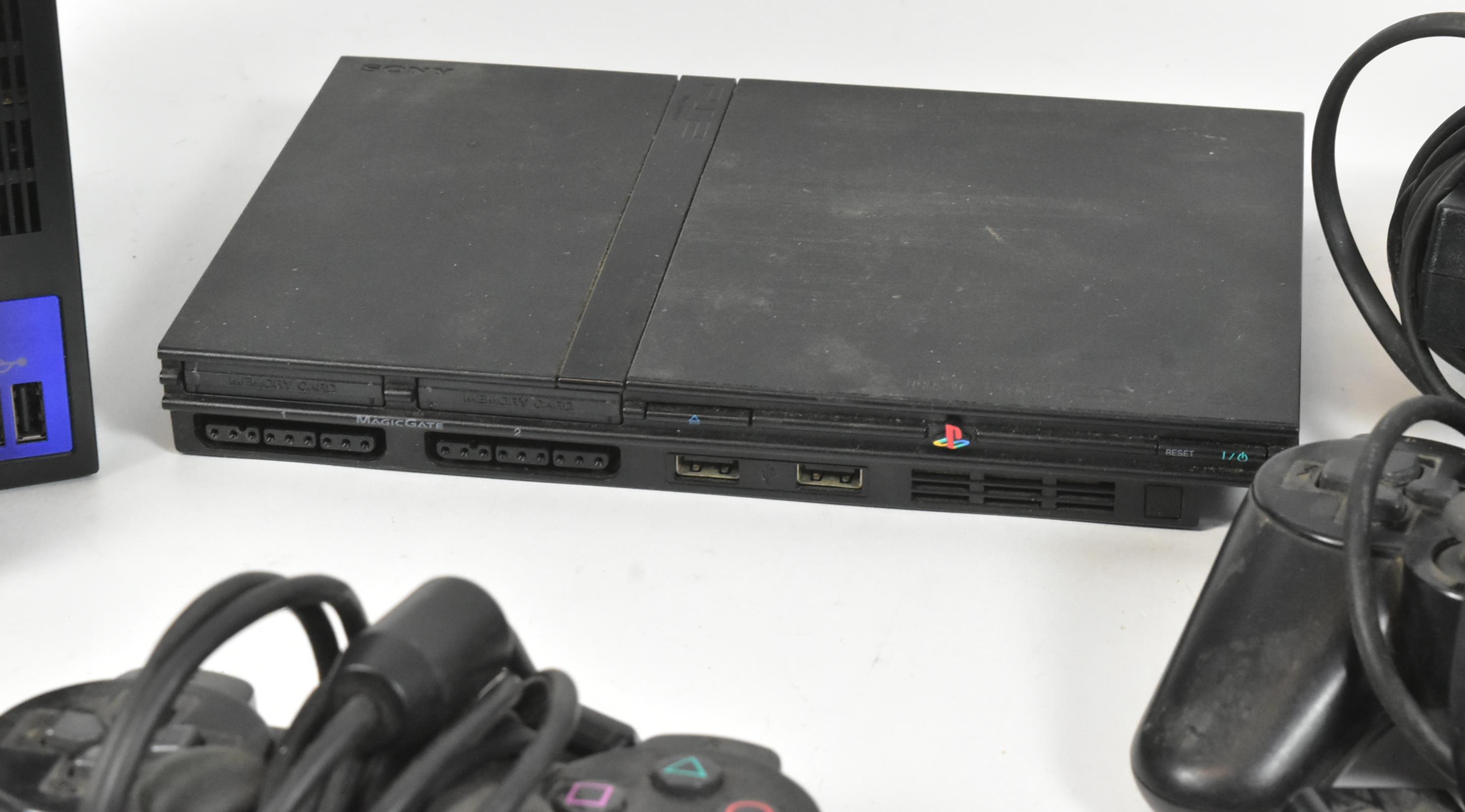 RETRO GAMING - SONY PLAYSTATION 2 BUNDLE WITH GAMES - Image 4 of 5