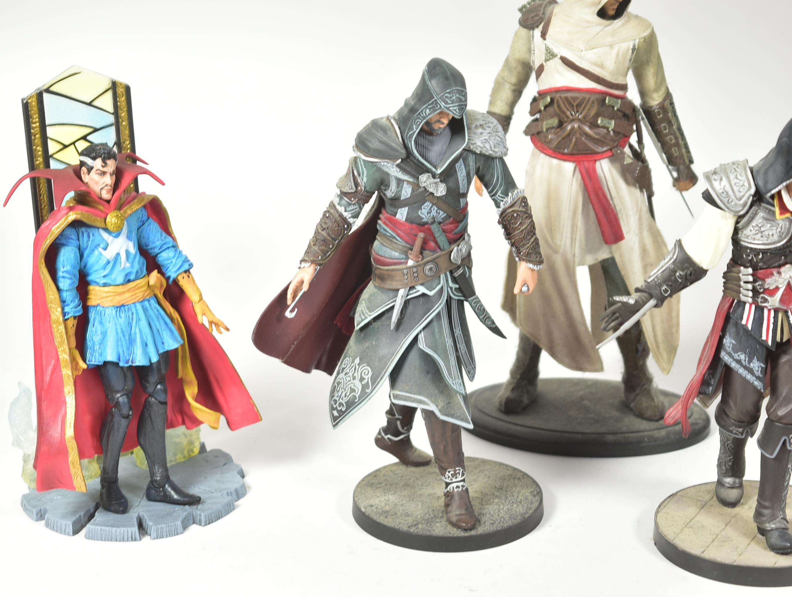 ASSASSINS CREED - UBI COLLECIBLES FIGURINES - Image 2 of 6