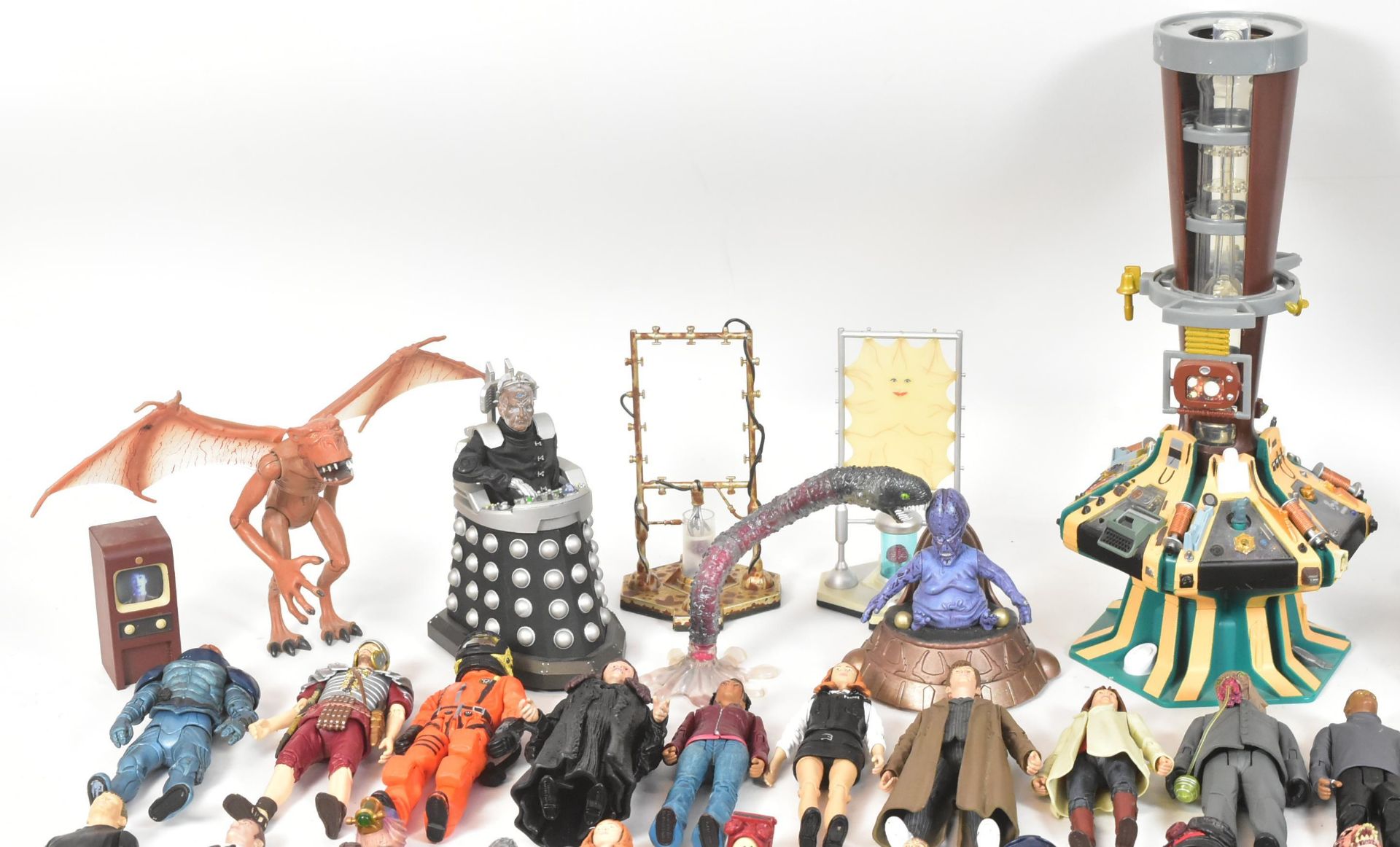 DOCTOR WHO - CHARACTER OPTIONS - LARGE COLLECTION ACTION FIGURES - Image 7 of 10