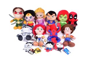 COLLECTION OF ASSORTED PLUSH TOYS