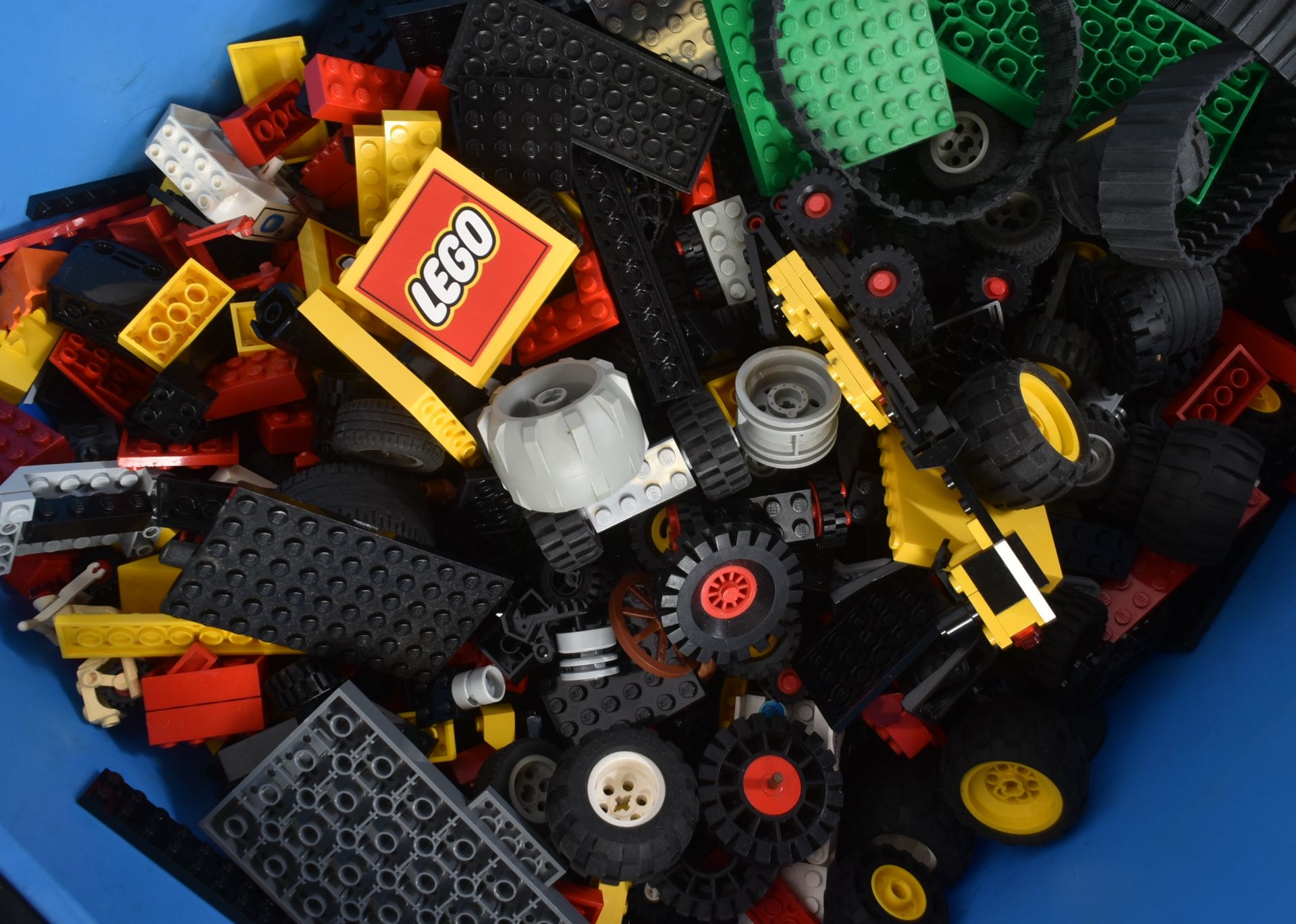 LEGO - COLLECTION OF LOOSE LEGO BRICKS - Bild 2 aus 4