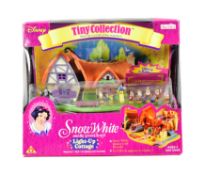 RETRO TOYS - VINTAGE BLUEBIRD TINY COLLECTION SNOW WHITE