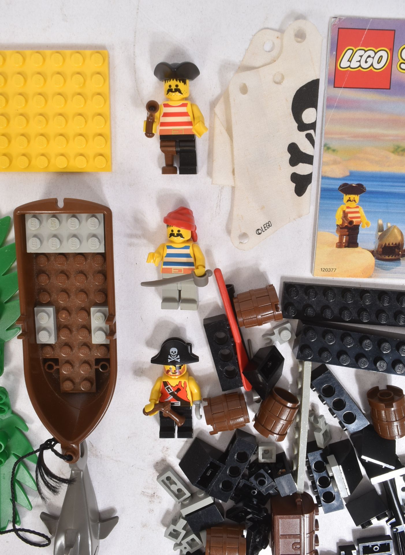 LEGO - LEGO SYSTEM - X2 VINTAGE PIRATE SETS - Bild 3 aus 5
