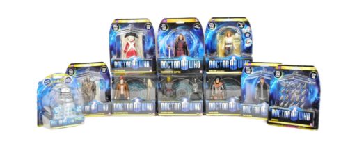 DOCTOR WHO - CHARACTER OPTIONS - CARDED ACTION FIGURES