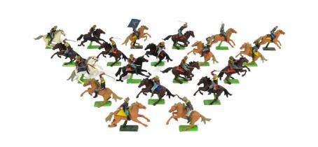BRITAINS - COLLECTION OF WILD WEST FIGURES