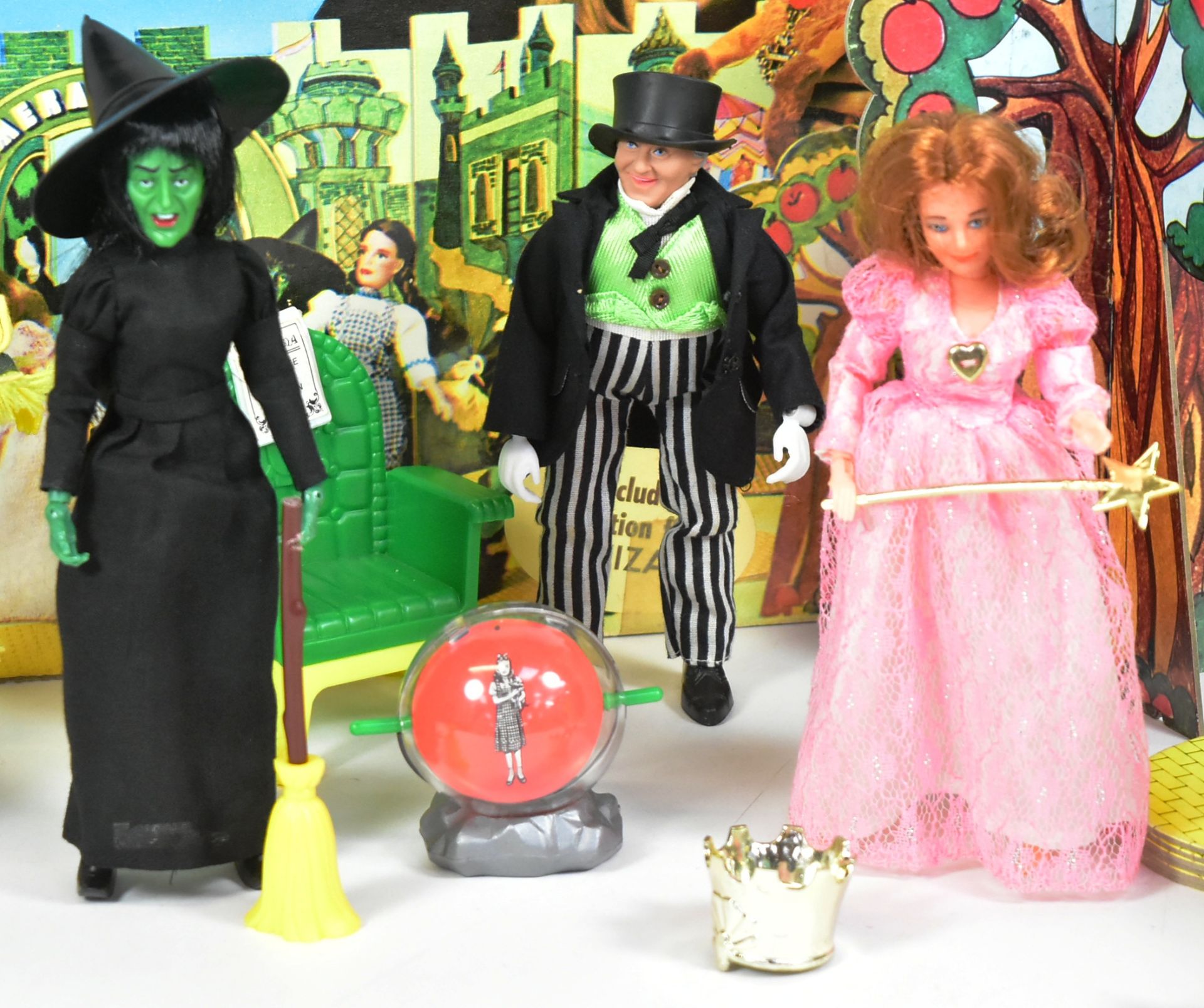 THE WIZARD OF OZ - MEGO - EMERALD CITY PLAYSET - Image 3 of 5