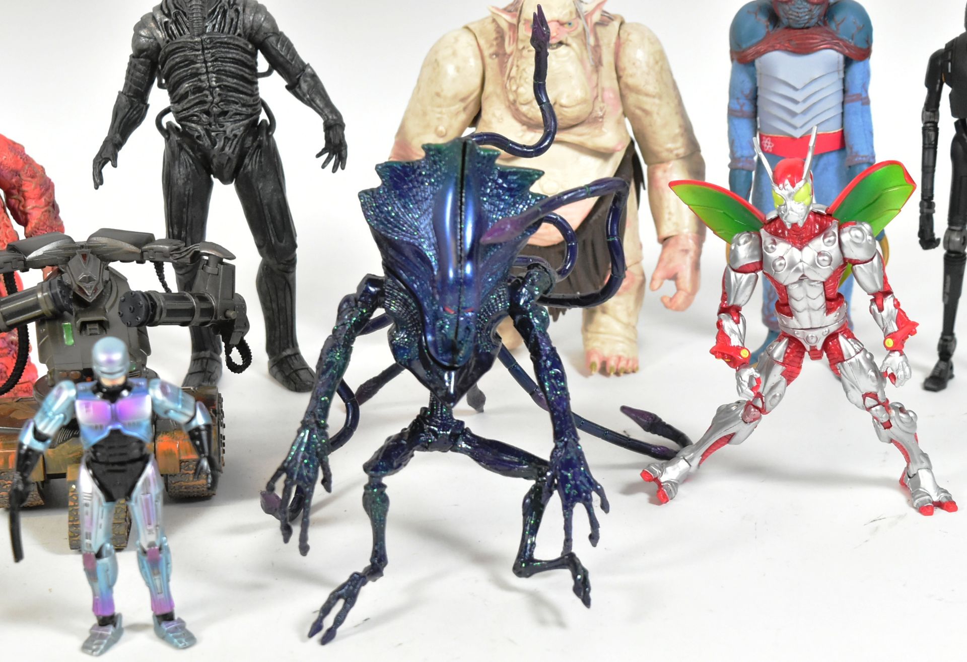 ACTION FIGURES - NECA, HALO, MCFARLANE, MARVEL ETC - Bild 5 aus 6