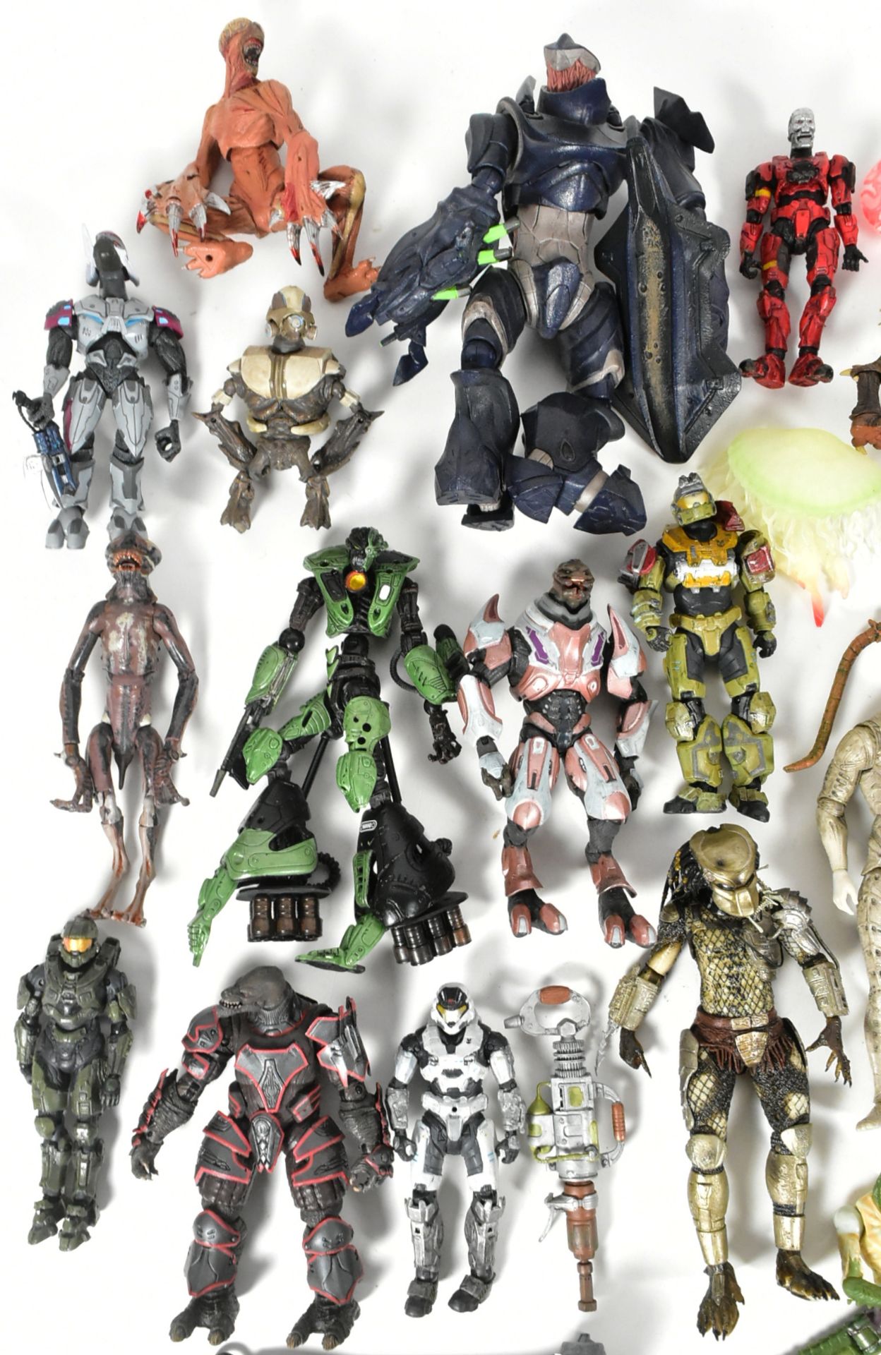 ACTION FIGURES - NECA, MARVEL, STAR WARS, HALO ETC - Bild 5 aus 5