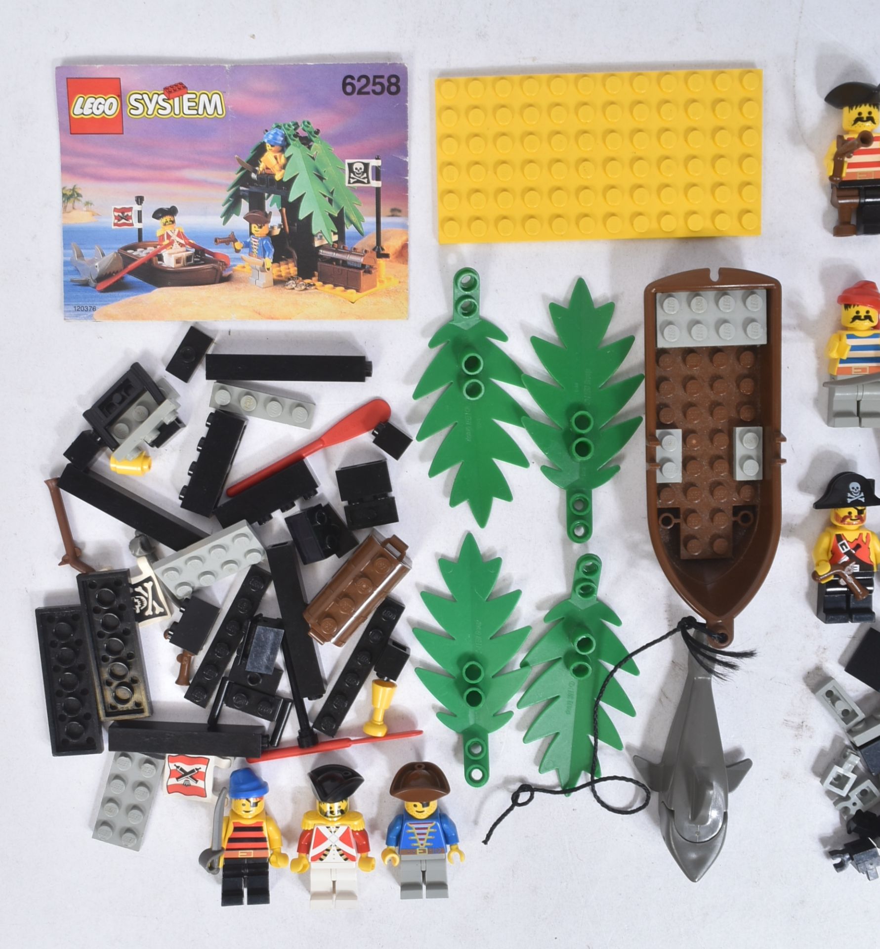 LEGO - LEGO SYSTEM - X2 VINTAGE PIRATE SETS - Bild 4 aus 5