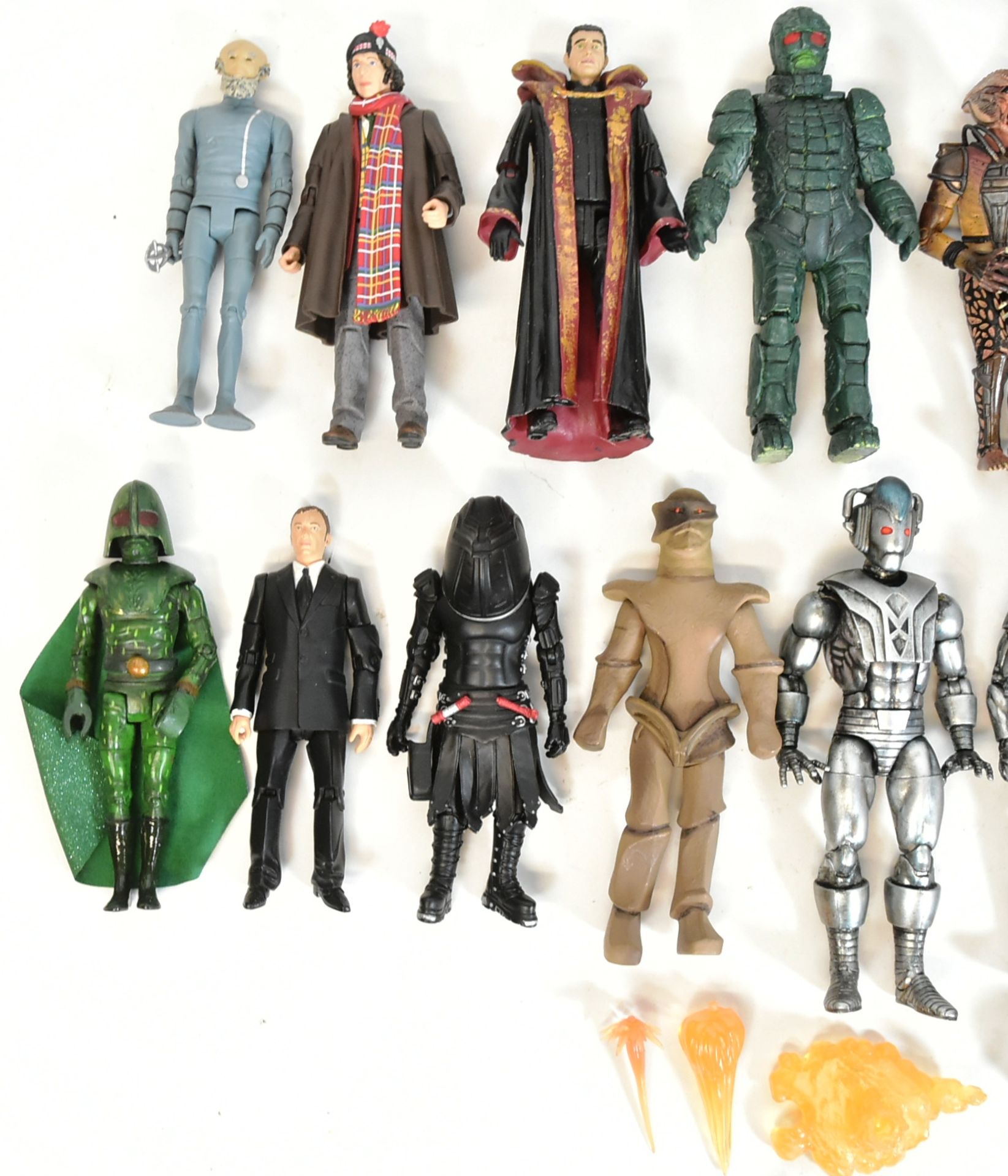 DOCTOR WHO - ACTION FIGURES - 'NEW WHO' & CLASSIC WHO - Image 5 of 5