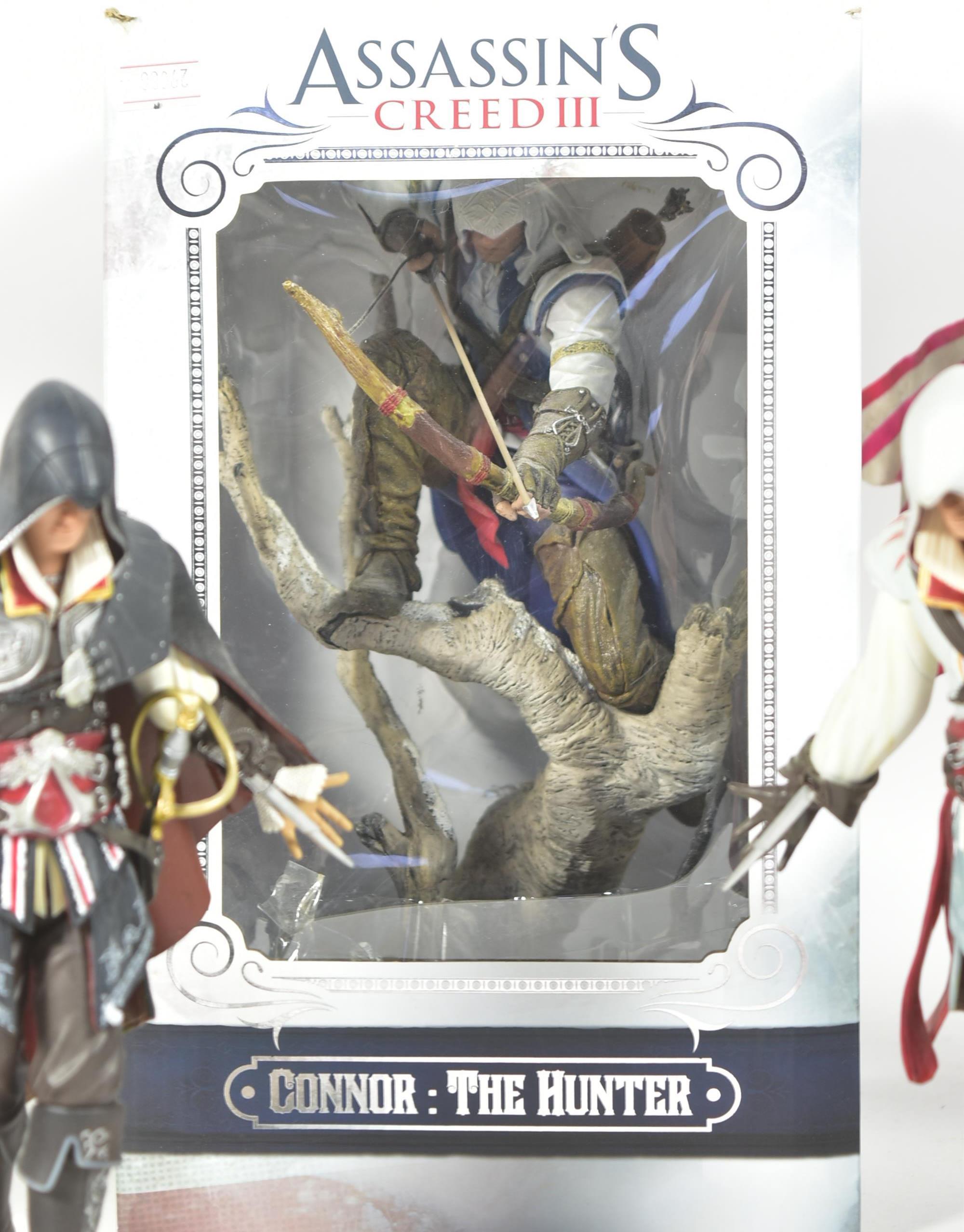 ASSASSINS CREED - UBI COLLECIBLES FIGURINES - Image 6 of 6