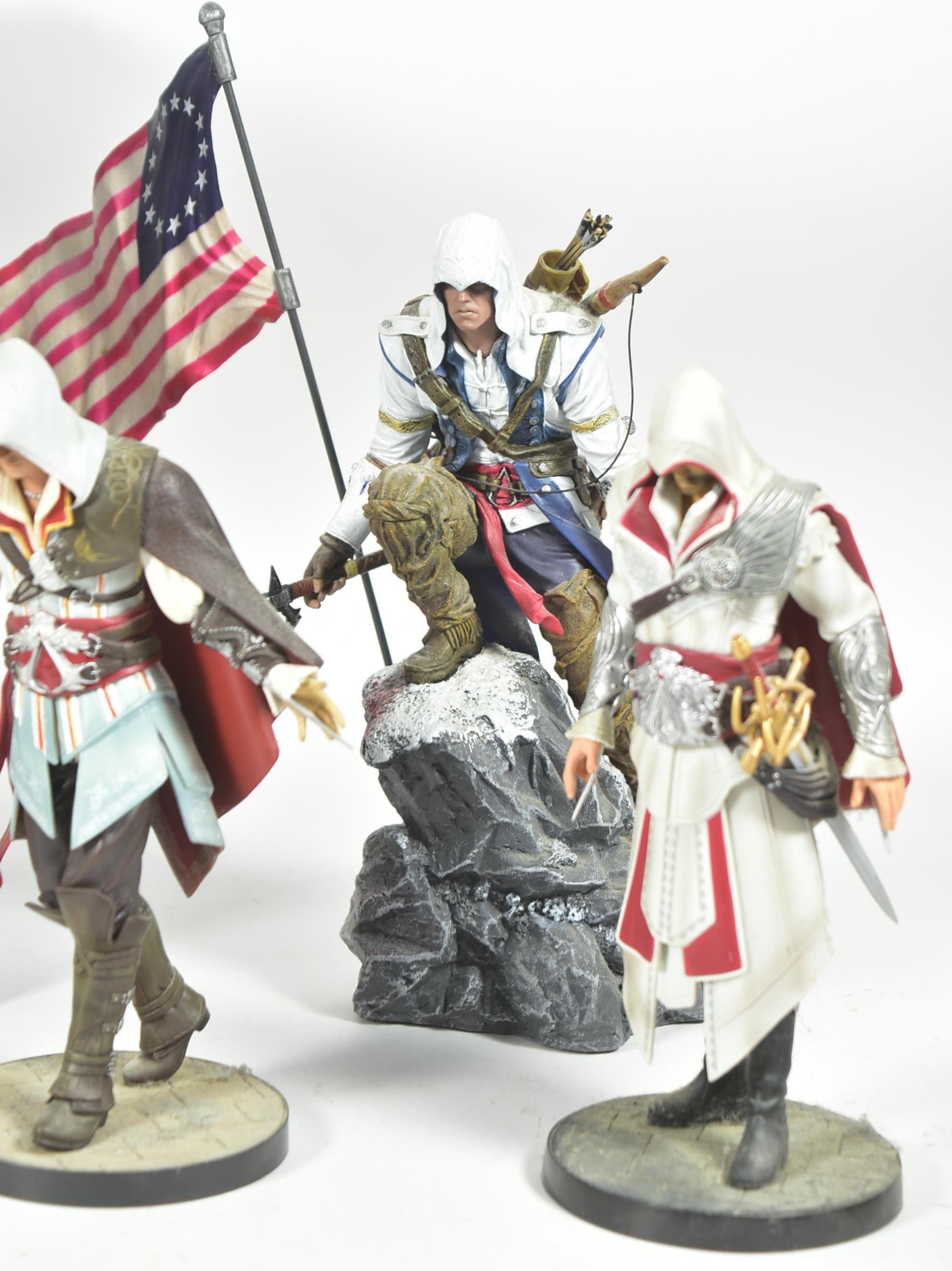 ASSASSINS CREED - UBI COLLECIBLES FIGURINES - Image 4 of 6