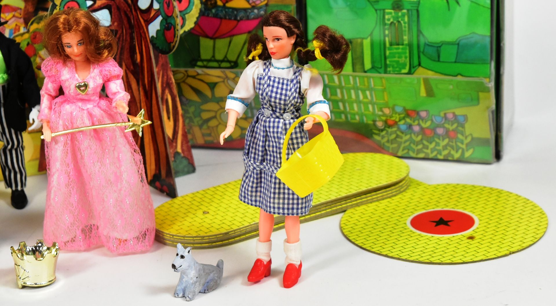 THE WIZARD OF OZ - MEGO - EMERALD CITY PLAYSET - Image 2 of 5