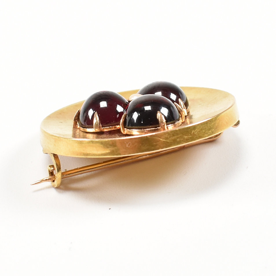 FRENCH 18CT GOLD GARNET & PEARL CLUB BROOCH PIN - Image 6 of 7