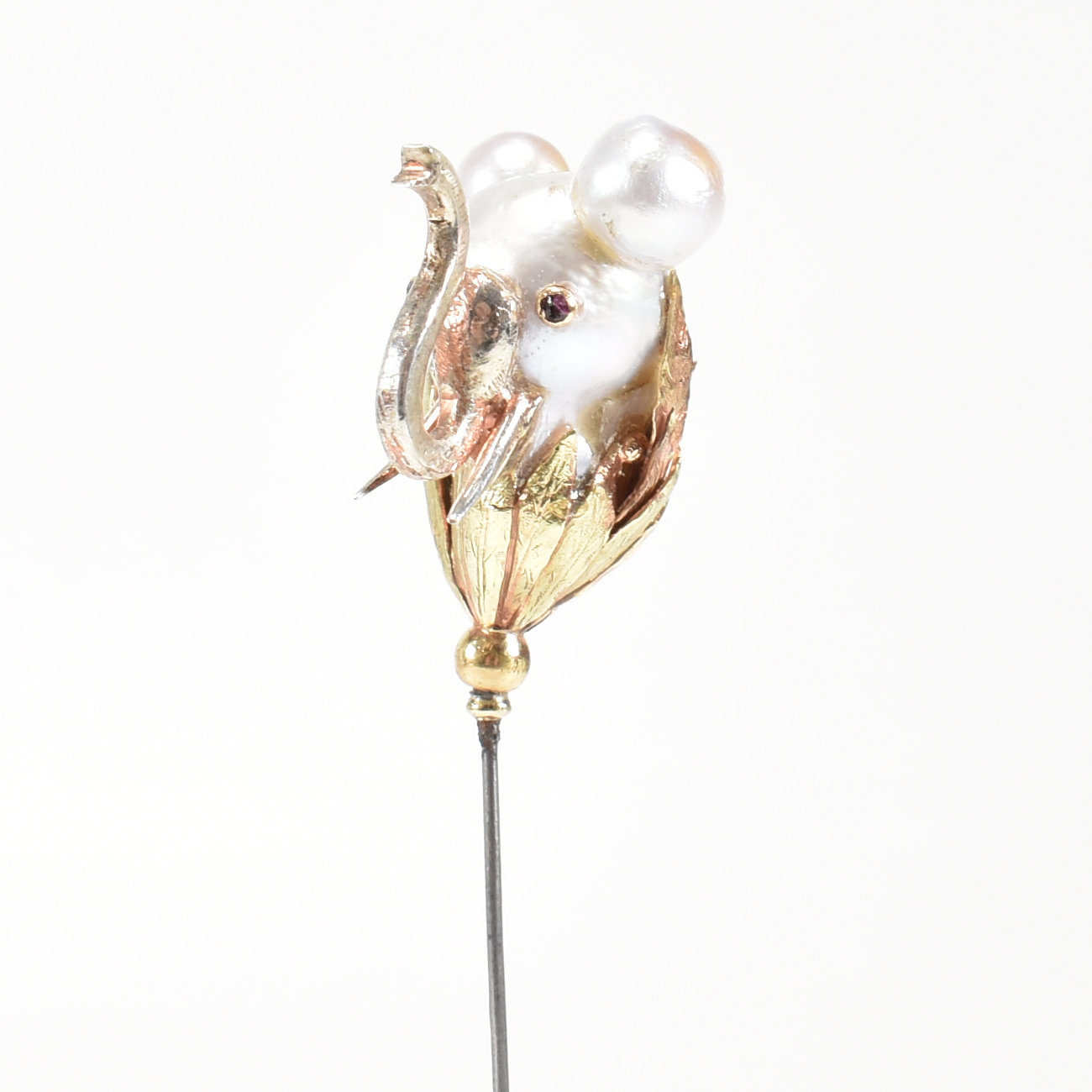 18CT GOLD & PEARL ELEPHANT HAT PIN - Image 6 of 11