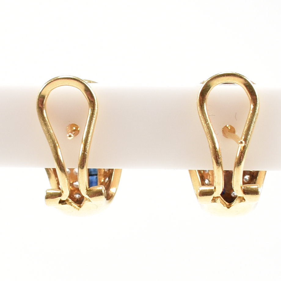 PAIR OF 18CT GOLD ART DECO STYLE SAPPHIRE & DIAMOND EARRINGS - Image 7 of 8