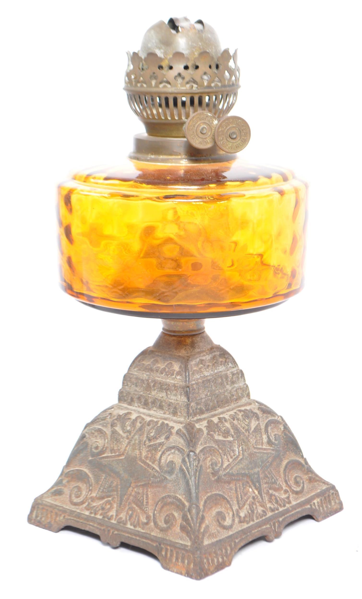 20TH CENTURY AMBER SQUAT GLASS BRITISH MADE OIL LAMP BY DUPLEX - Image 2 of 4