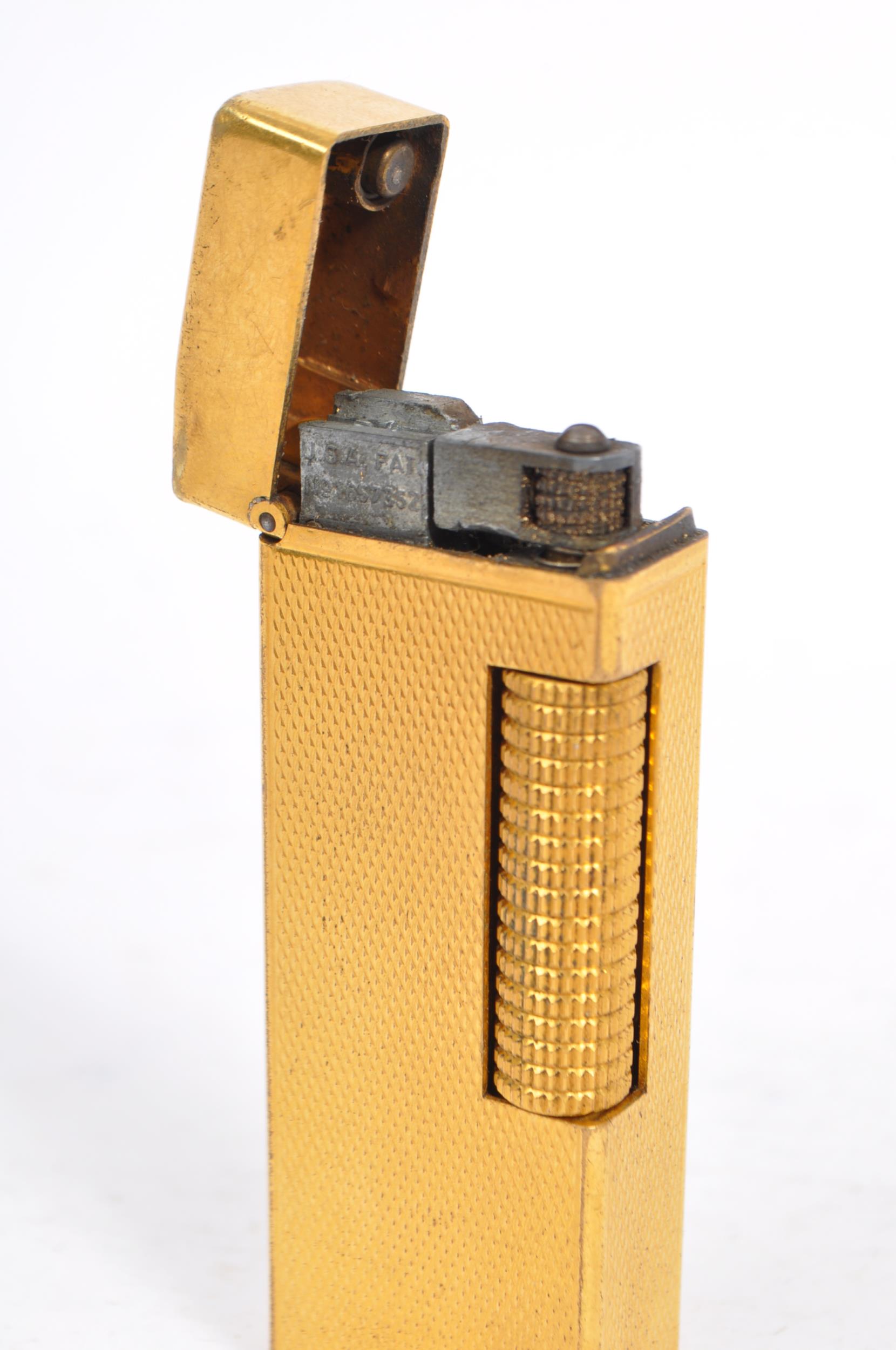 20TH CENTURY DUNHILL GOLD PLATED SWISS CIGARETTE LIGHTER - Image 4 of 5
