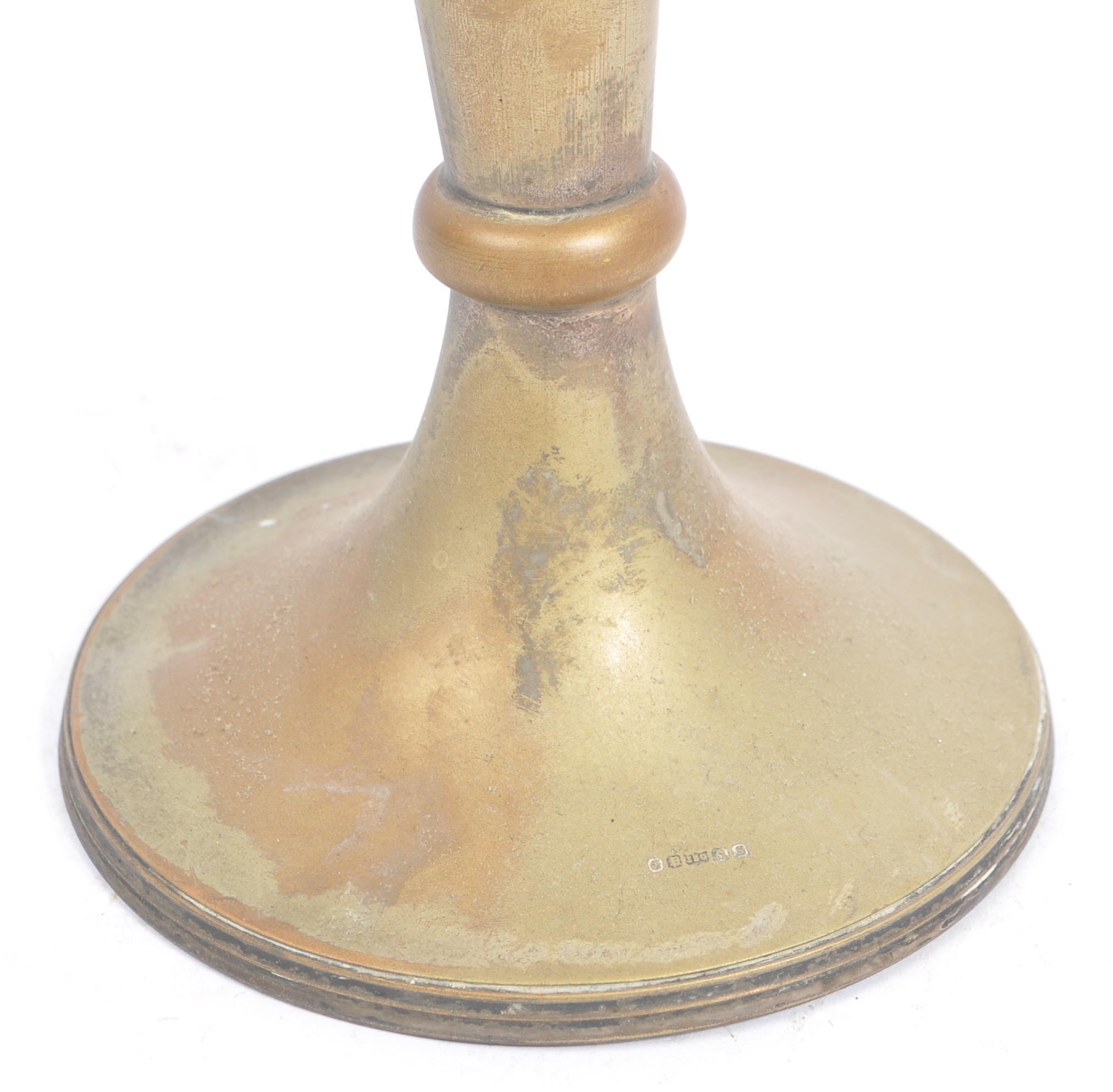 19TH CENTURY VICTORIAN BRASS CENTREPIECE TAZZA STAND - Image 5 of 7