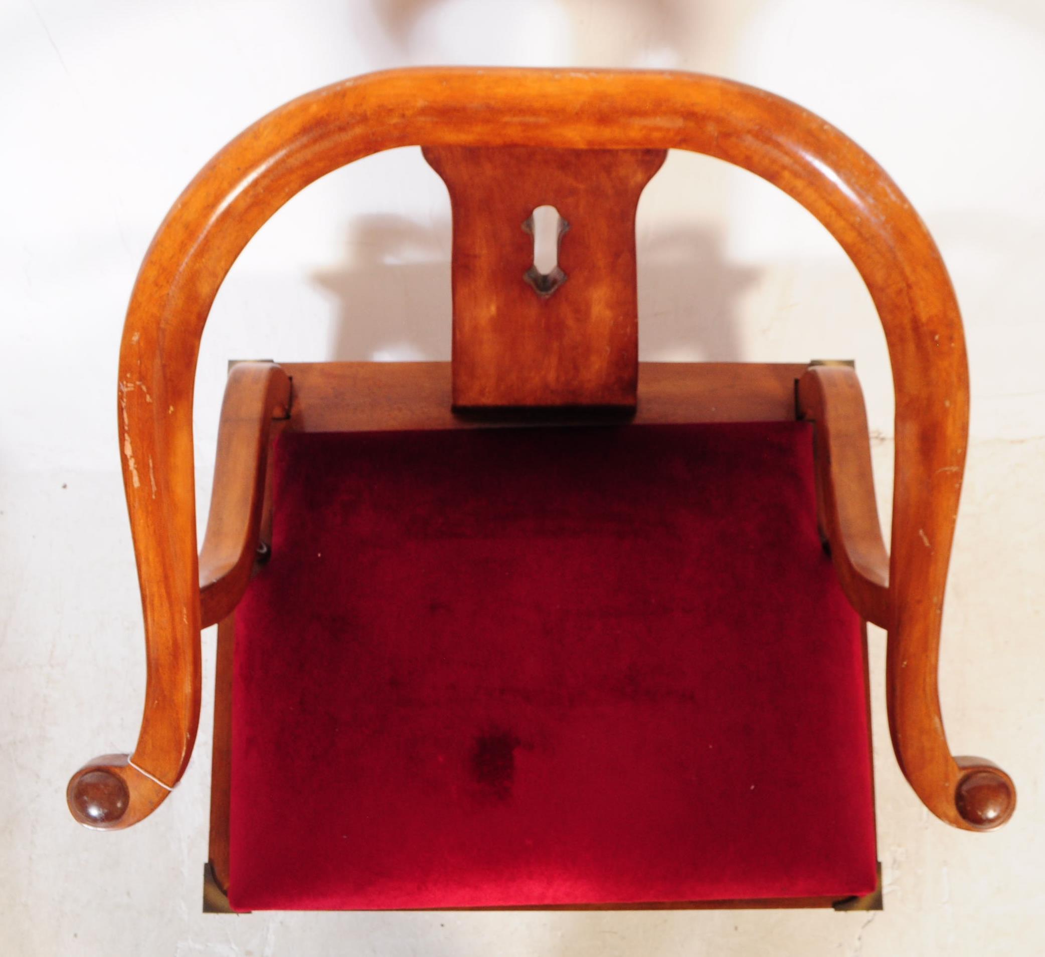 JAMES MONT MING STYLE HORSESHOE BACK ARMCHAIR - Image 3 of 6