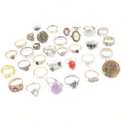 COLLECTION OF SILVER & COSTUME RINGS