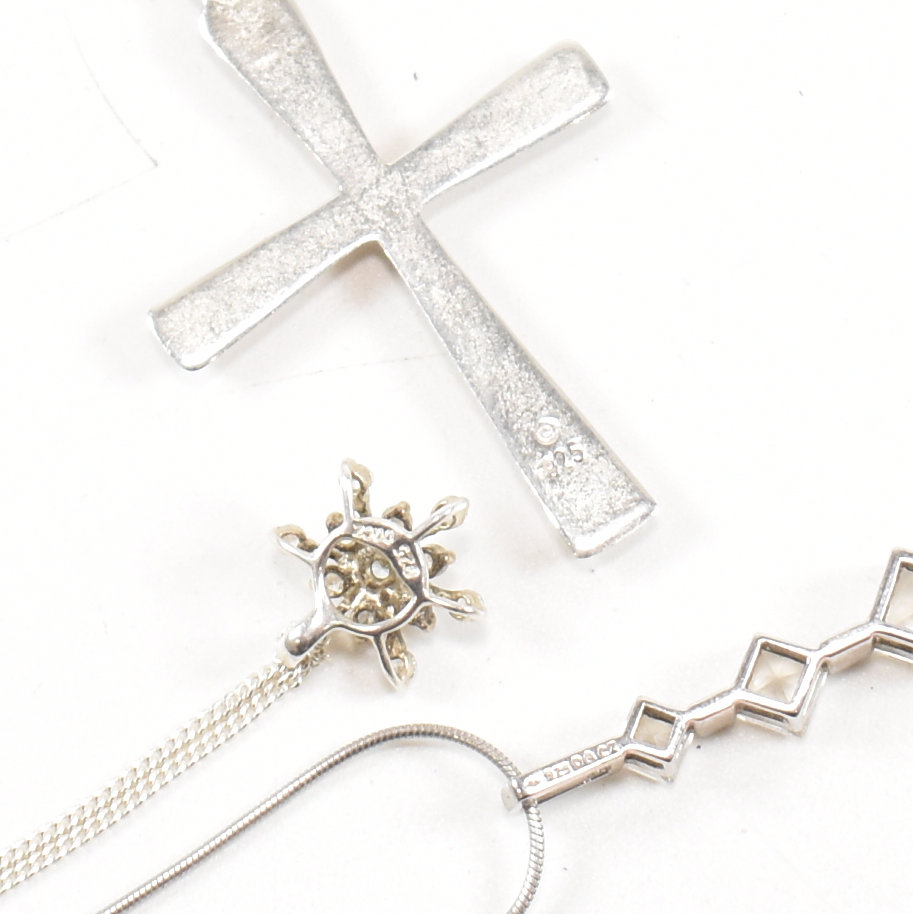 TEN 925 SILVER & CZ & WHITE STONE NECKLACES - Image 4 of 5