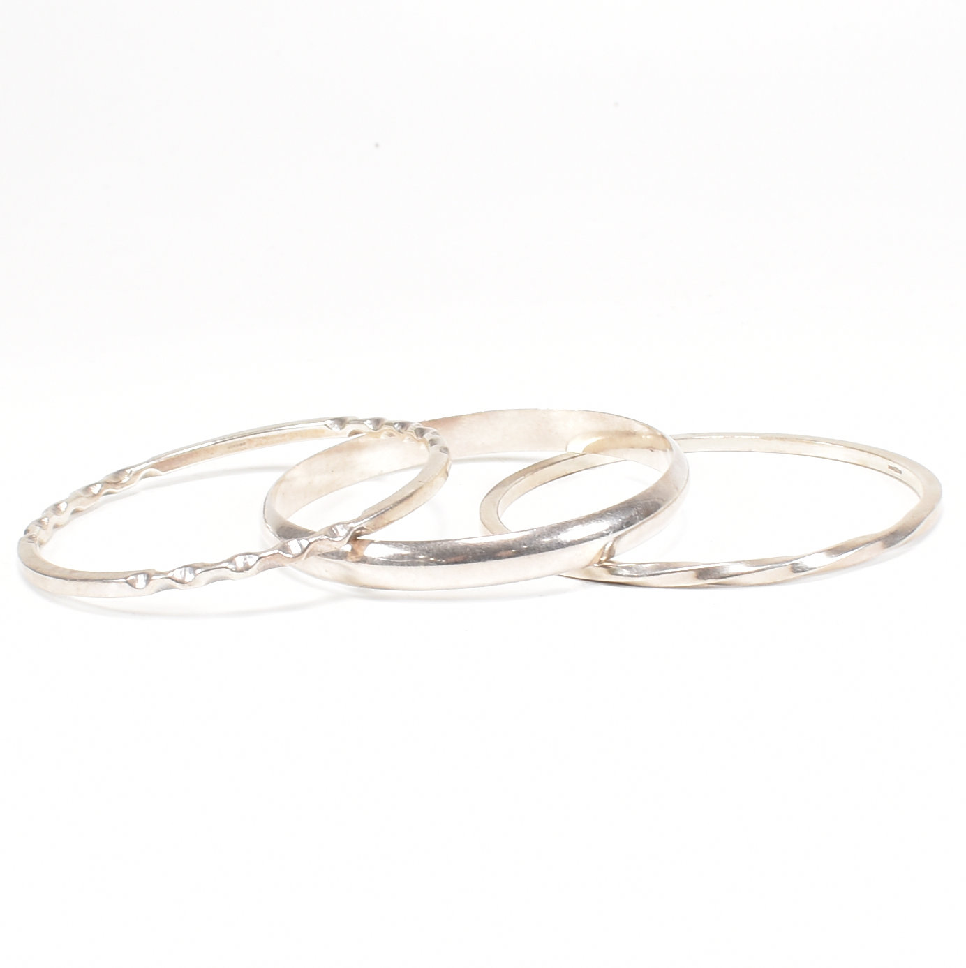 THREE 925 SILVER BANGLES - Image 4 of 4