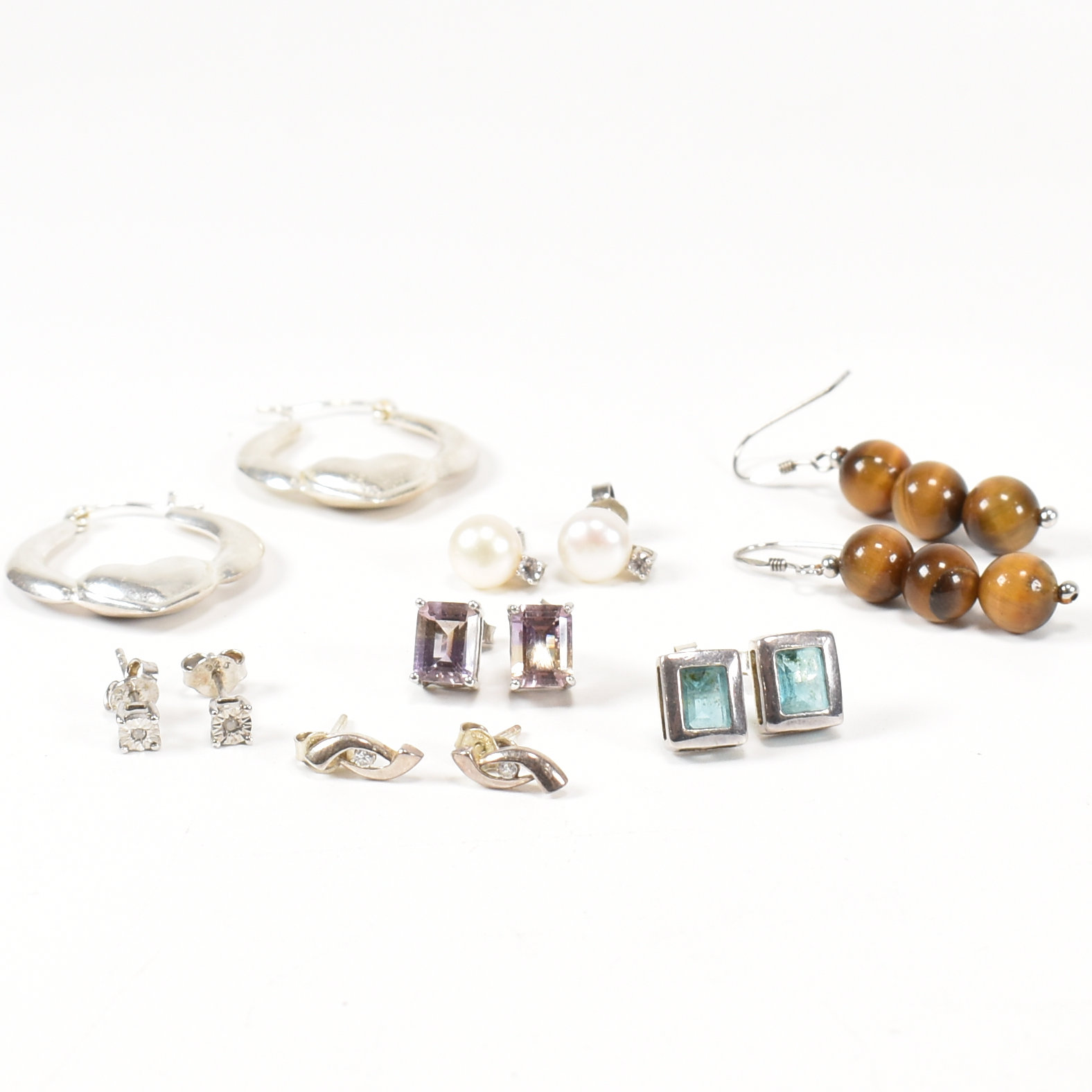 COLLECTION OF SILVER EARRINGS - Image 2 of 6