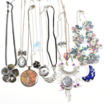 LARGE COLLECTION OF MODERN COSTUME JEWELLERY