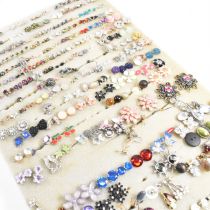 LARGE COLLECTION OF MODERN COSTUME JEWELLERY EARRINGS
