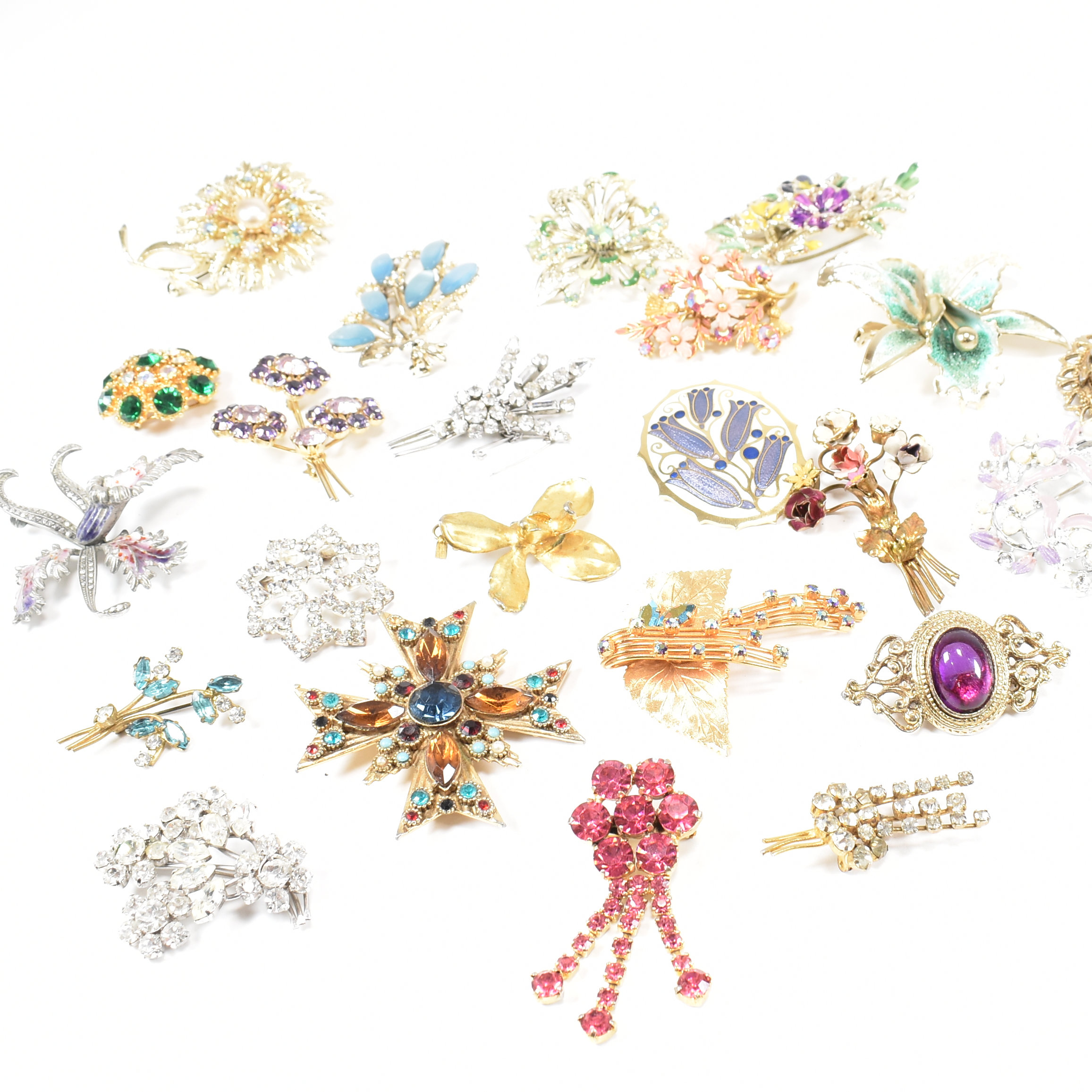 COLLECTION OF ENAMEL & RHINESTONE BROOCHES - Image 3 of 4