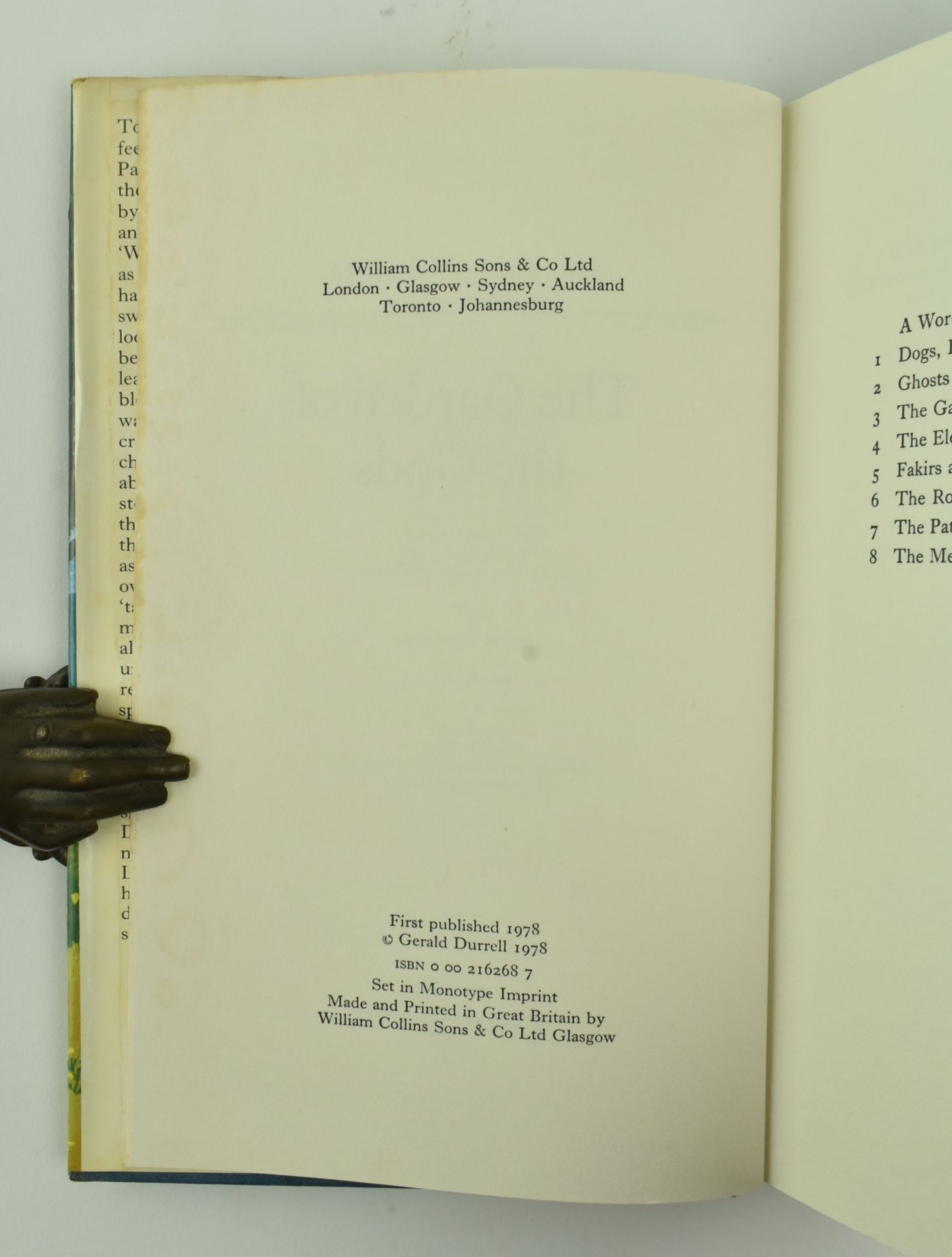 DURRELL, GERALD. SIX MODERN FIRST EDITIONS IN DUST WRAPPERS - Image 7 of 11