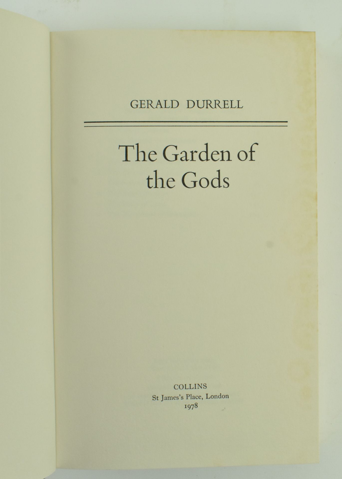 DURRELL, GERALD. SIX MODERN FIRST EDITIONS IN DUST WRAPPERS - Image 6 of 11