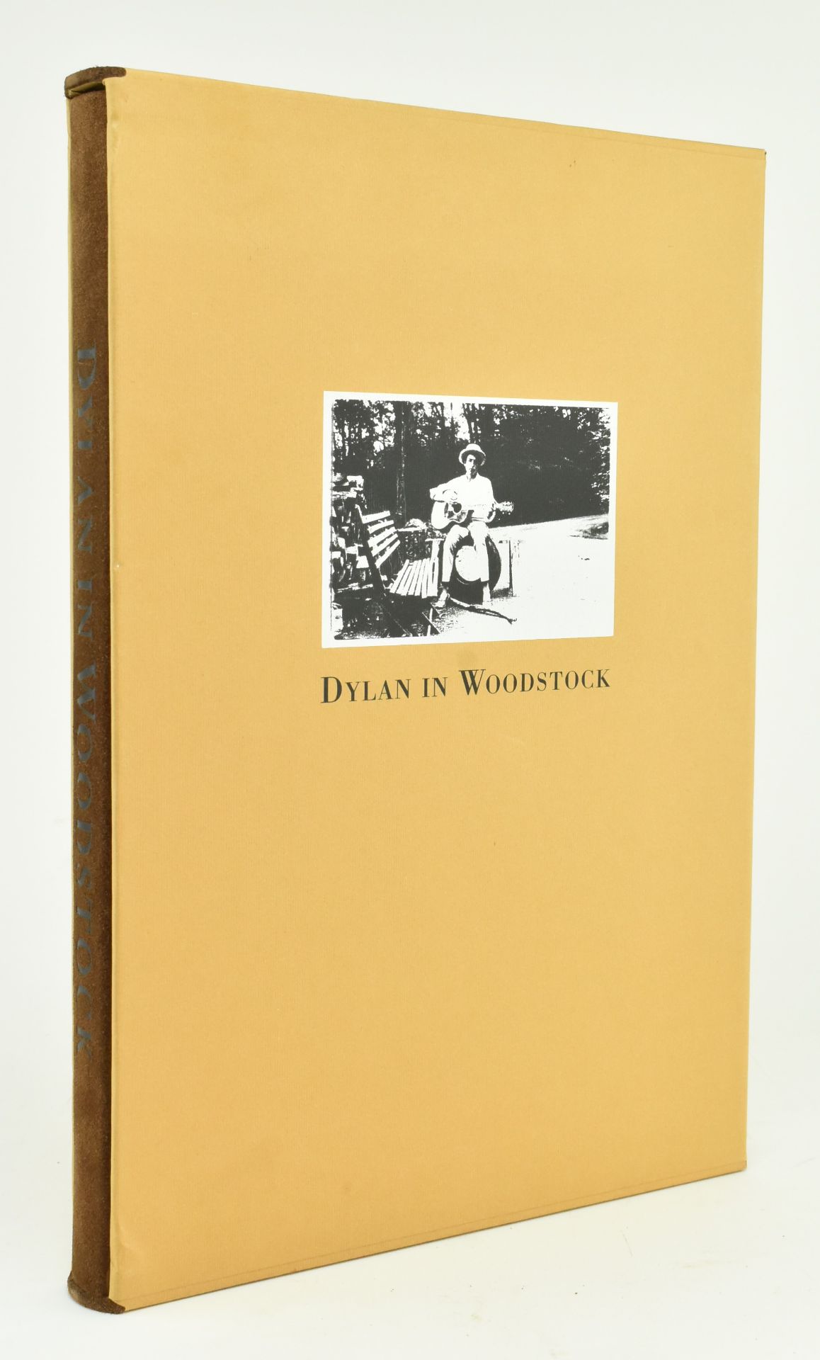 DYLAN IN WOODSTOCK. SIGNED LIMITED EDITION BY ELLIOT LANDY