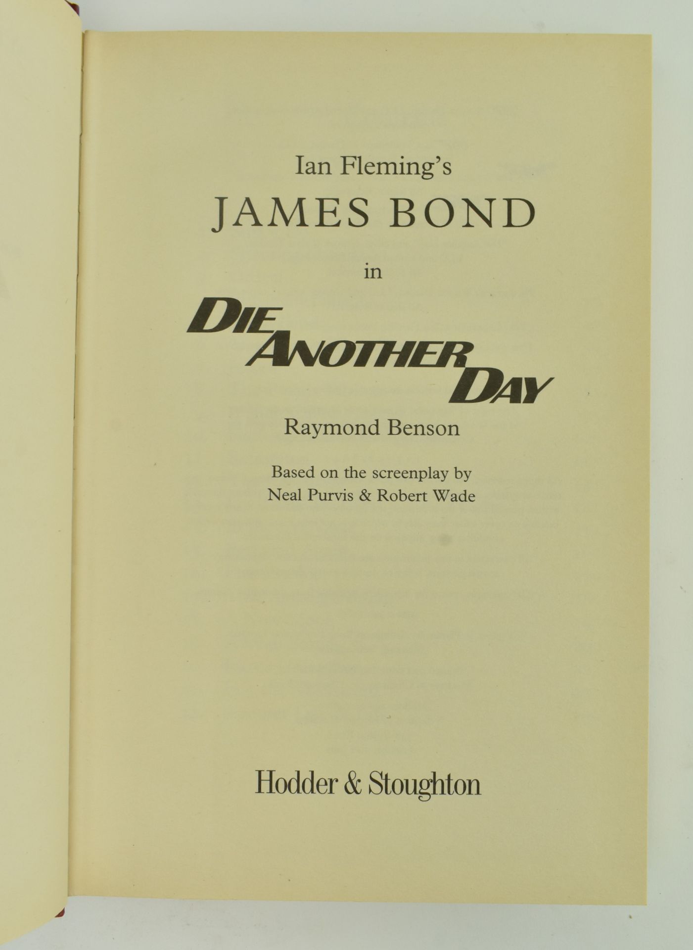 JAMES BOND NOVELS AFTER IAN FLEMING. COLLECTION OF 20 BOOKS - Bild 10 aus 10