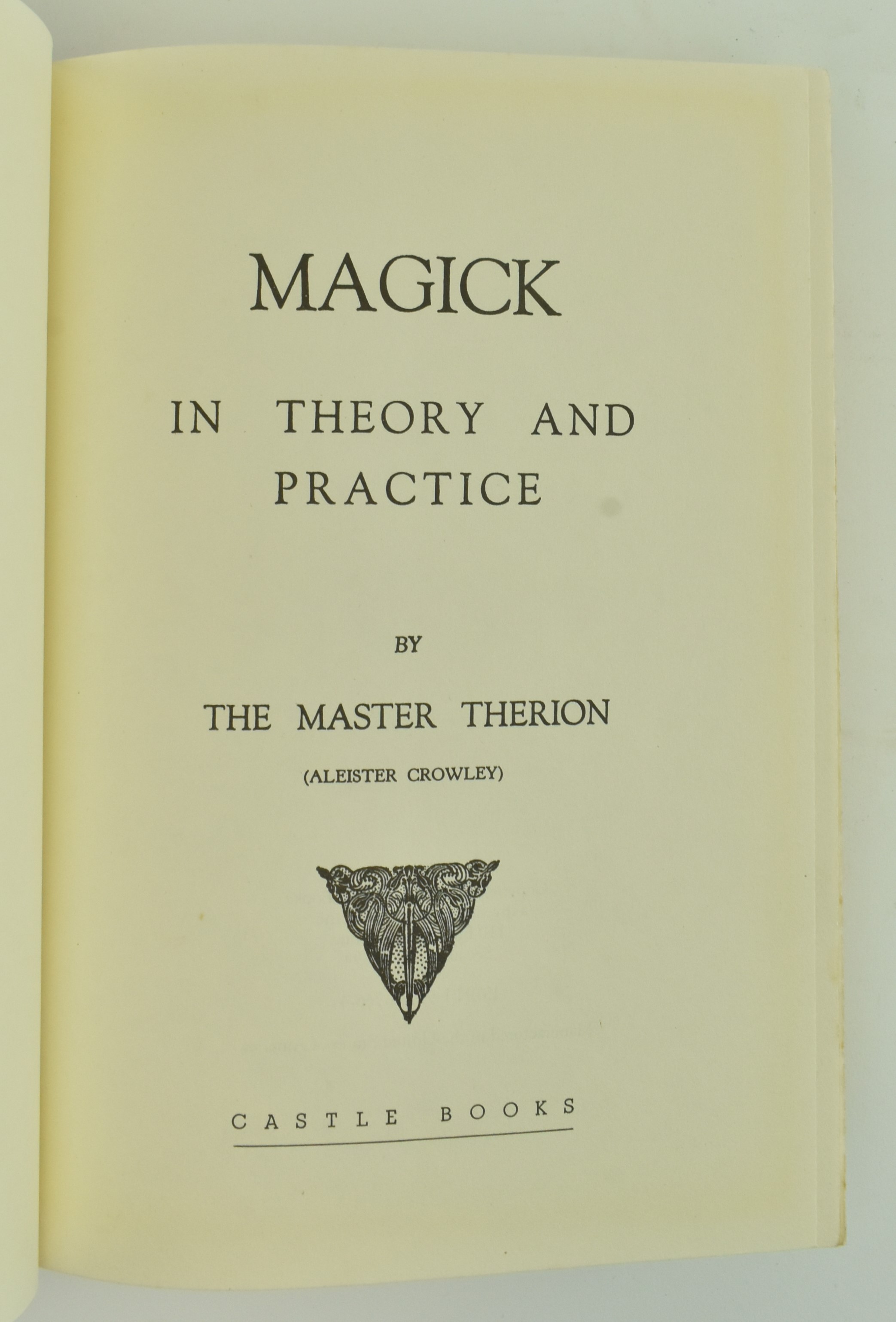 MAGIC & OCCULT INTEREST. TWO BOOKS ON MAGICAL THEORY - Bild 4 aus 12