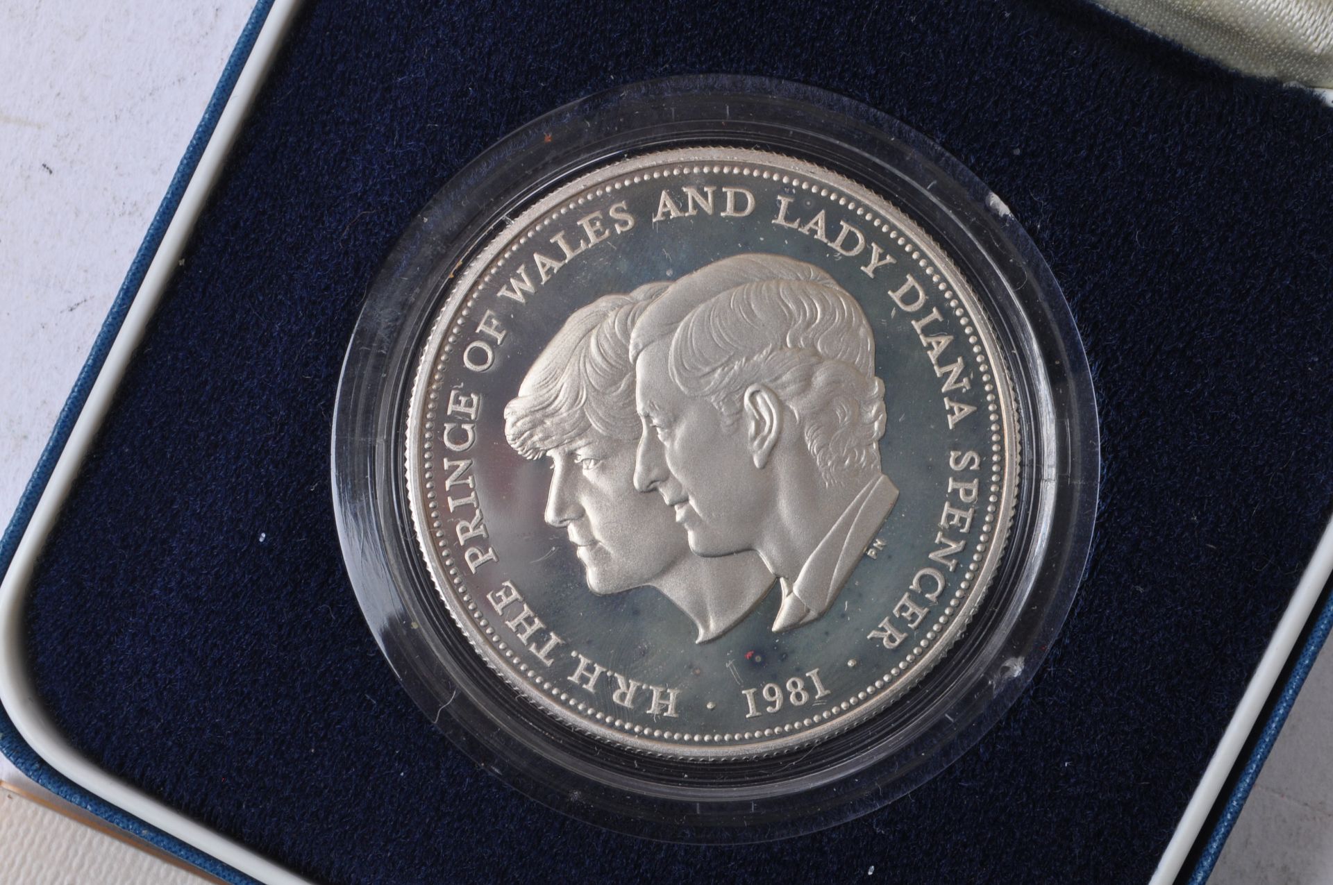 COLLECTION OF 20TH CENTURY BRITISH COMMEMORATIVE COINS - Image 5 of 14