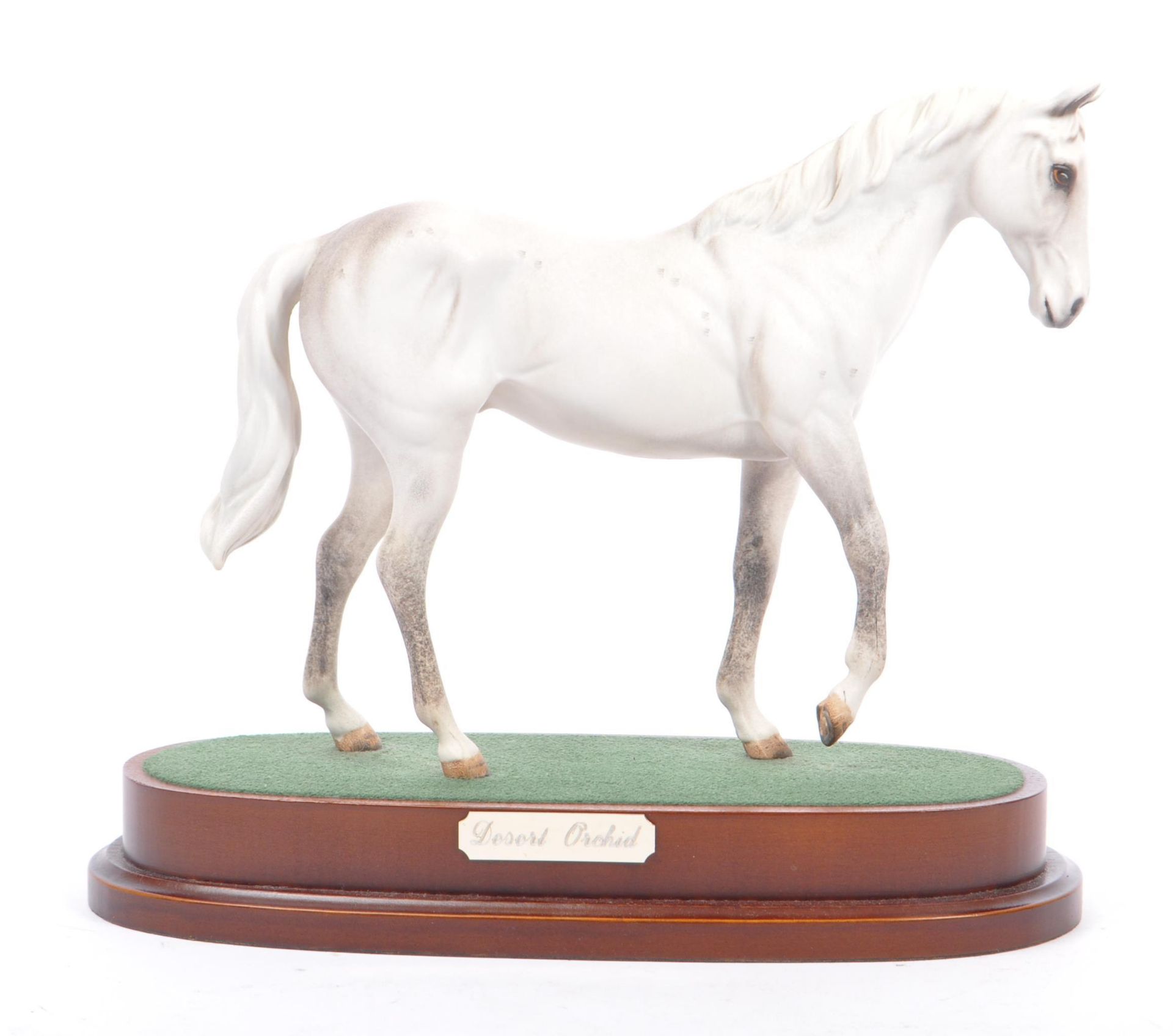 ROYAL DOULTON - VINTAGE 20TH CENTURY PORCELAIN HORSE STATUE