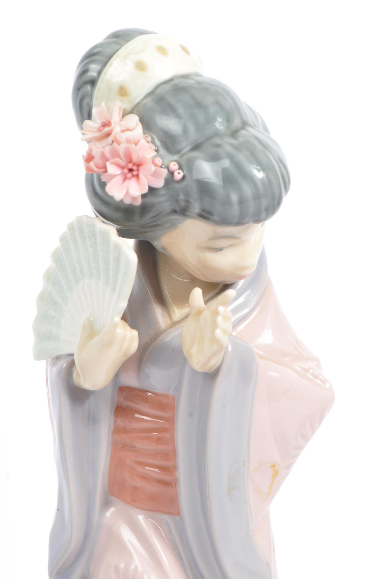 LLADRO - COLLECTION OF FOUR VINTAGE PORCELAIN GEISHA GIRL - Image 4 of 10